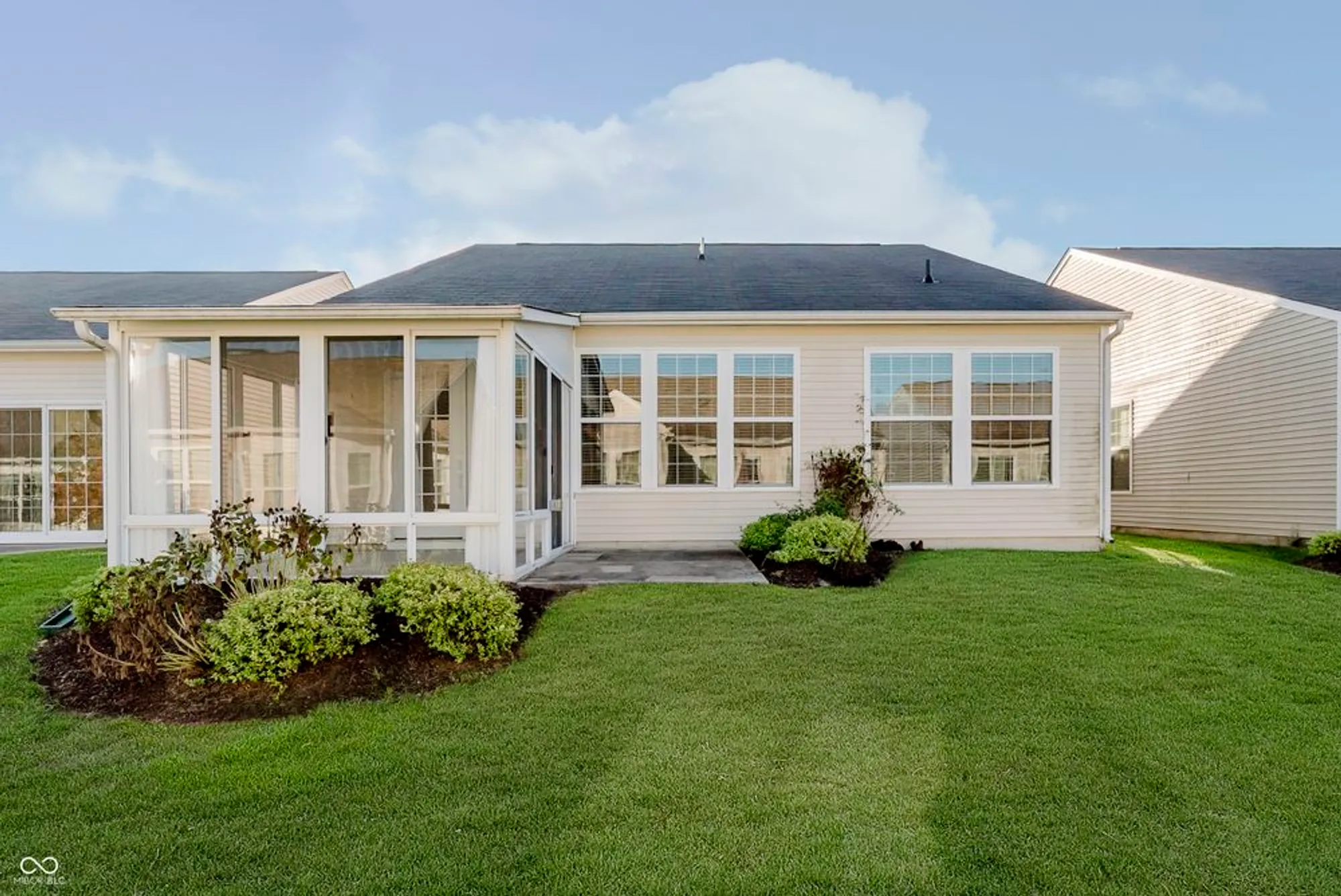 Property Slideshow image 5 of 42 | 16022 lambrusco way, Fishers, IN, 46037