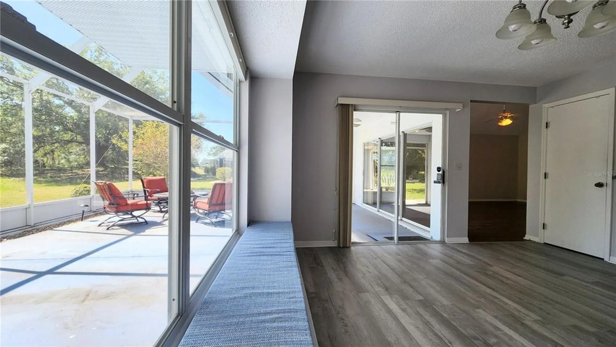 Property Slideshow image 19 of 60 | 2113 e del webb blvd, Sun City Center, FL, 33573