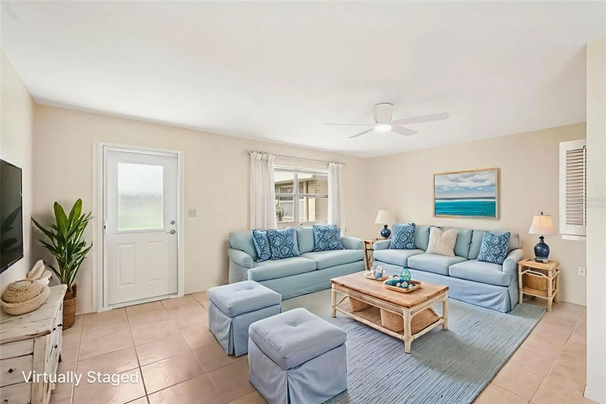 Property Slideshow image 7 of 50 | 201 kings blvd 19, Sun City Center, FL, 33573