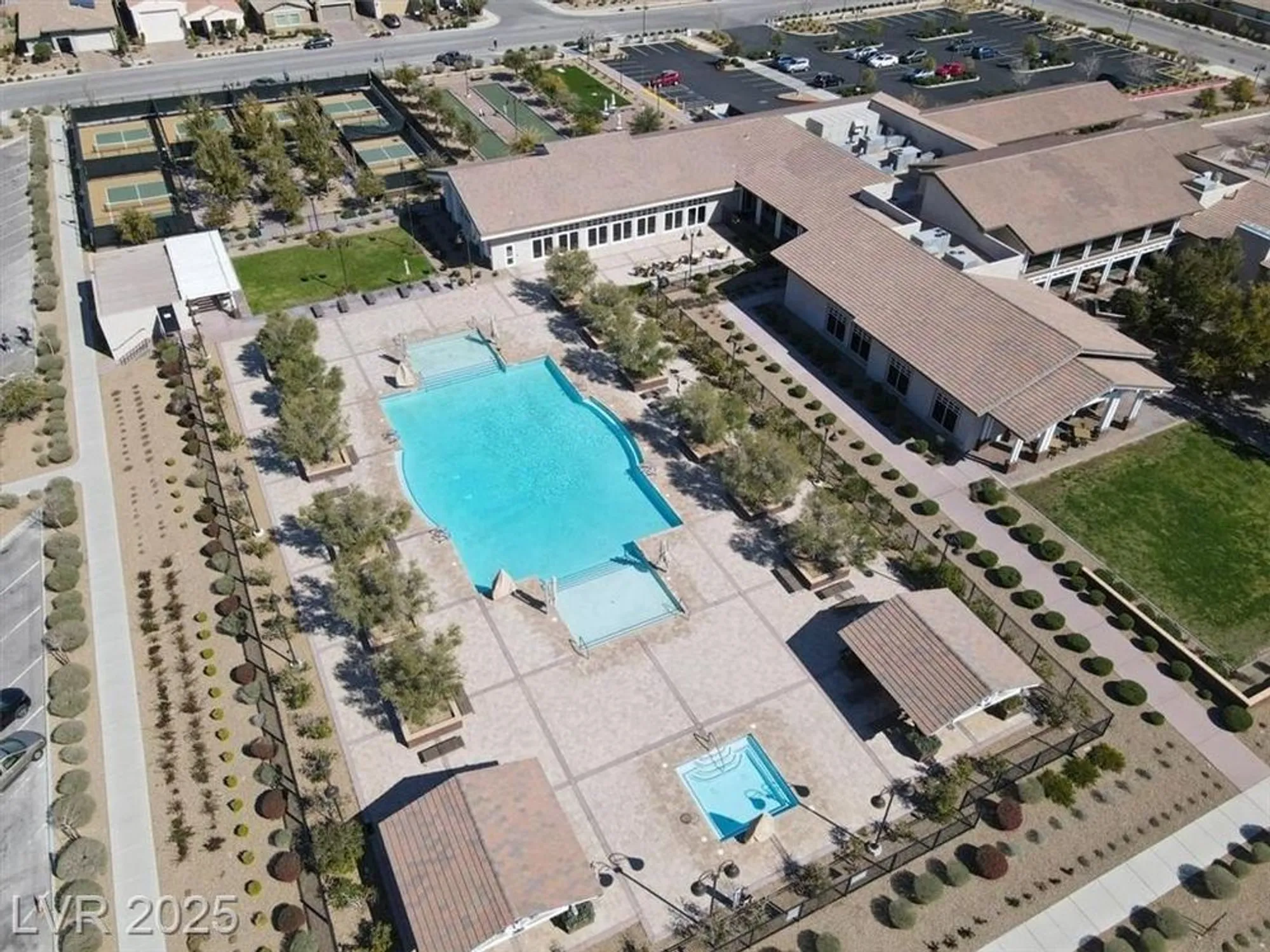 Property Slideshow image 30 of 45 | 727 chopin hills st, Henderson, NV, 89011