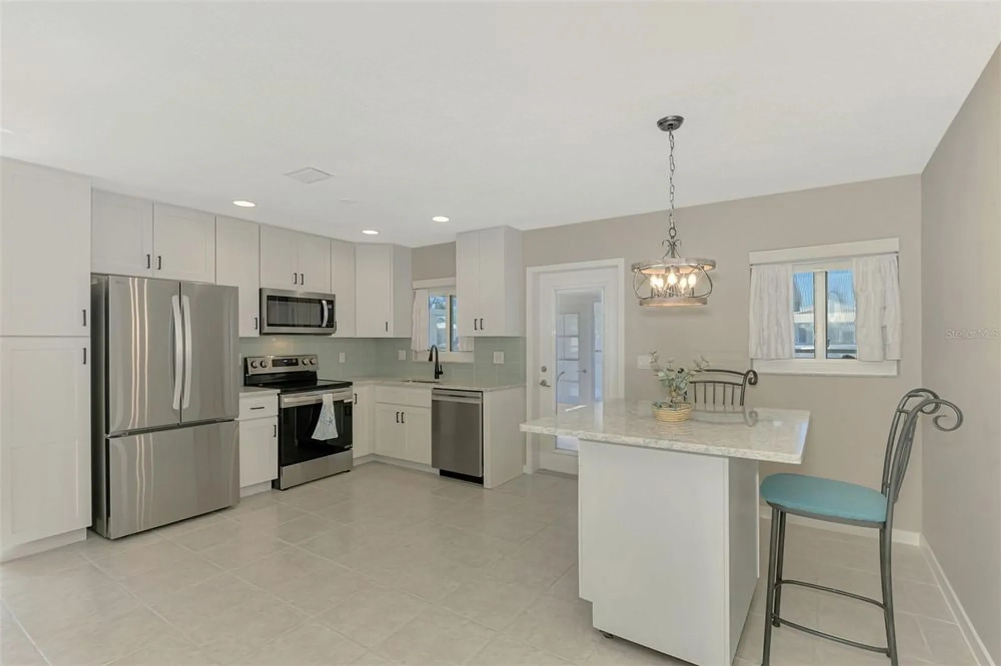 Property Slideshow image 12 of 71 | 501 sloop way, Nokomis, FL, 34275