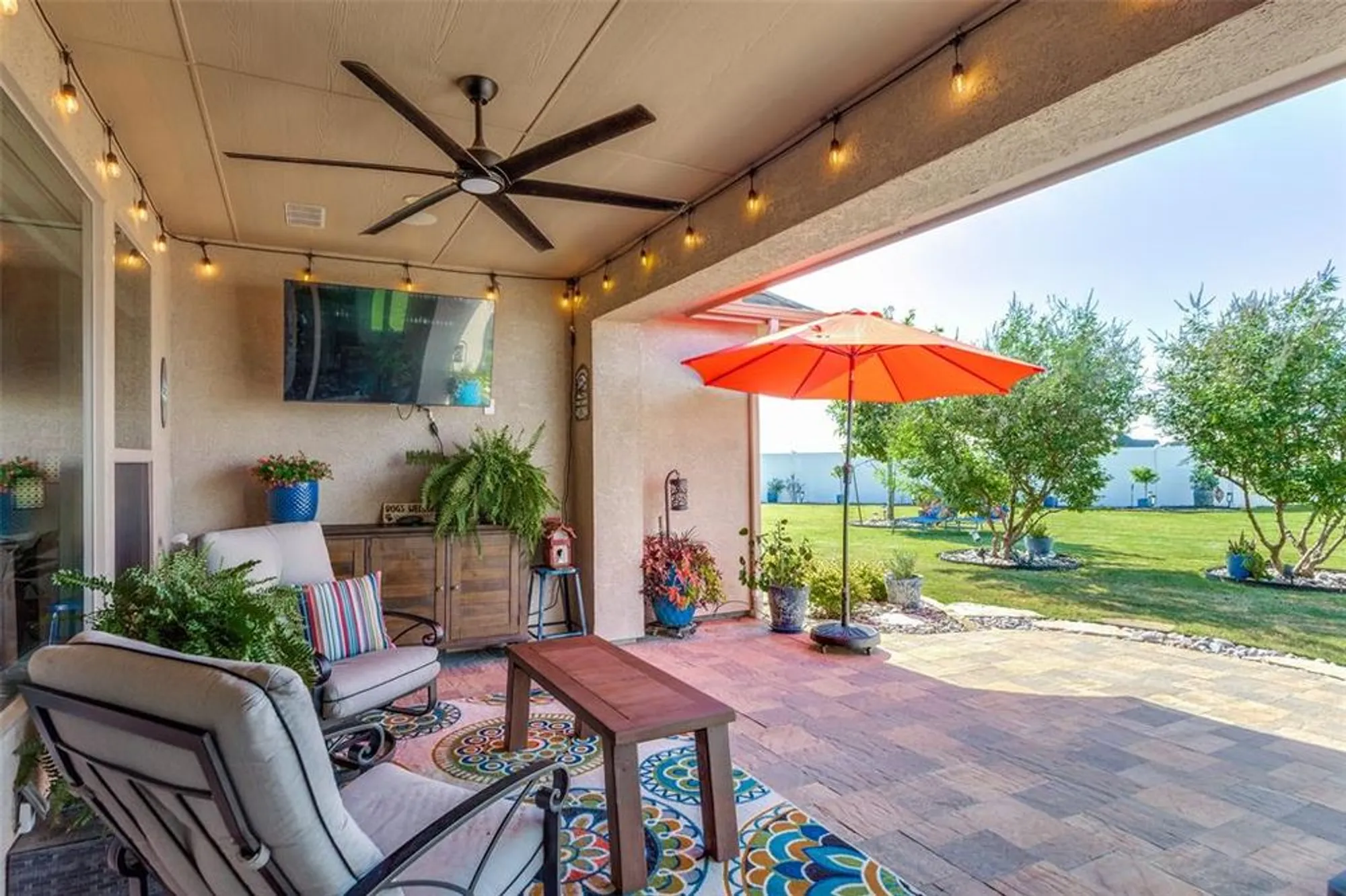 Property Slideshow image 26 of 36 | 9900 silver rock way, Denton, TX, 76207