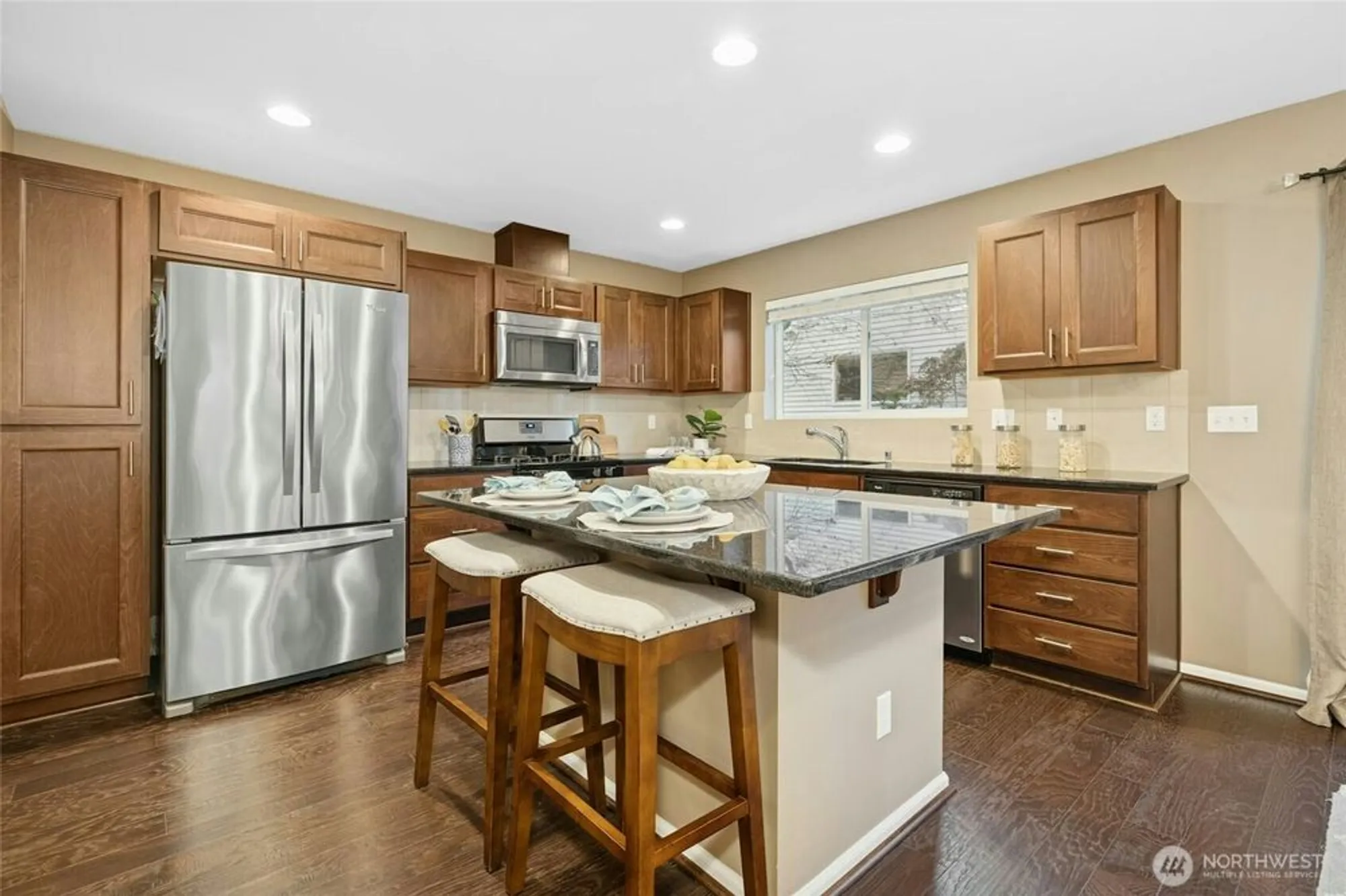 Property Slideshow image 8 of 31 | 11307 241st ln ne # 73, Redmond, WA, 98053