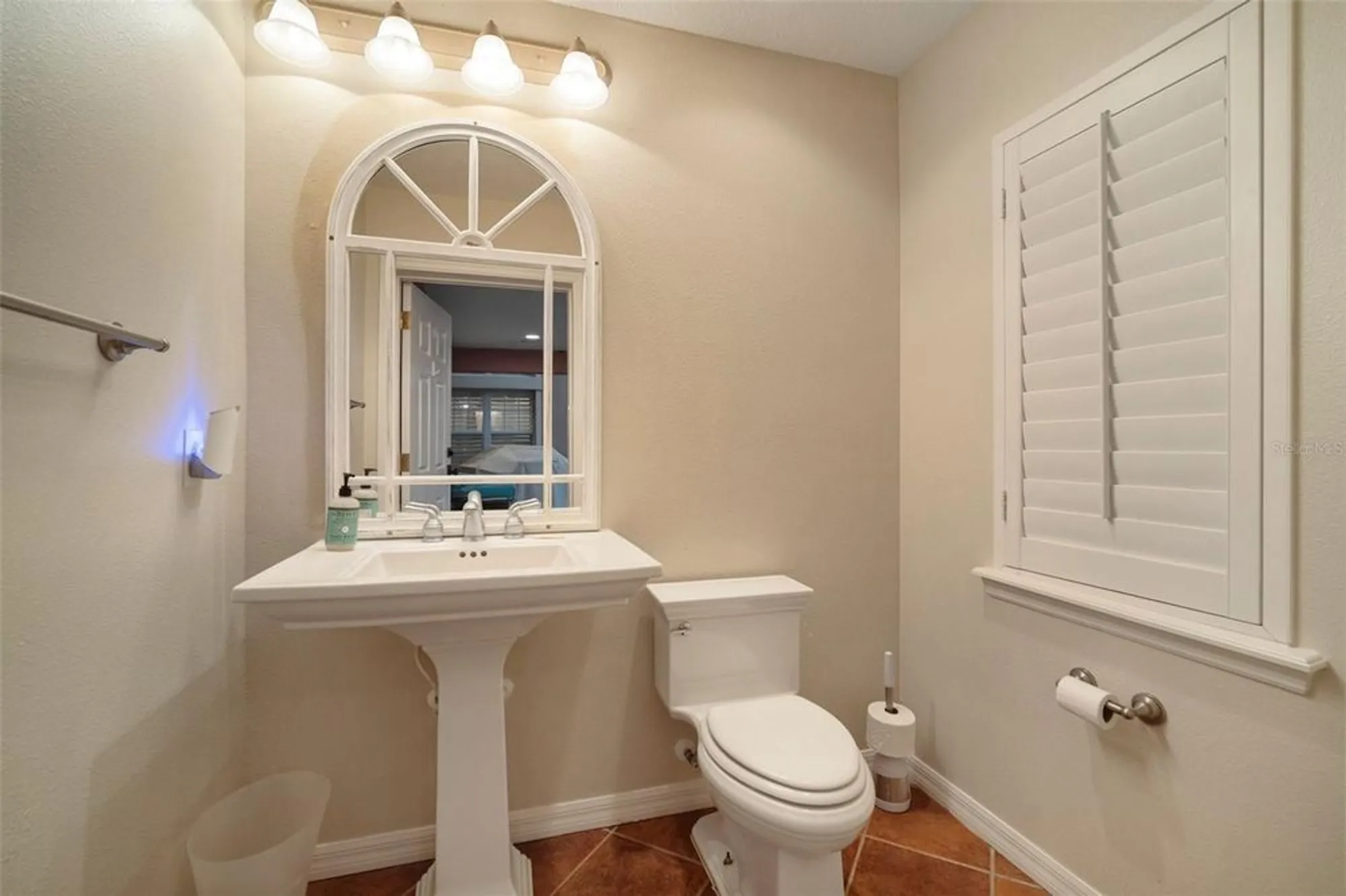 Property Slideshow image 72 of 94 | 825 islebay dr, Apollo Beach, FL, 33572