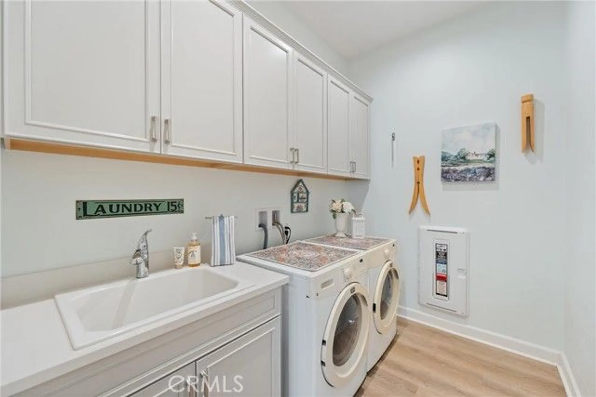 Property Slideshow image 25 of 40 | 24674 crestley dr, Corona, CA, 92883