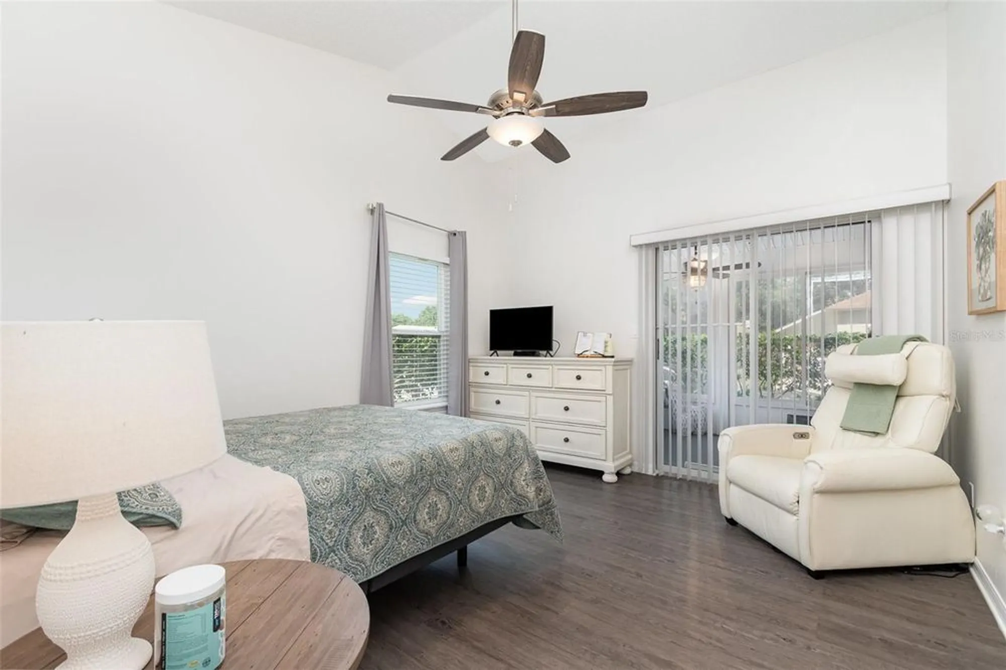 Property Slideshow image 15 of 29 | 4525 eaglewood dr, Leesburg, FL, 34748