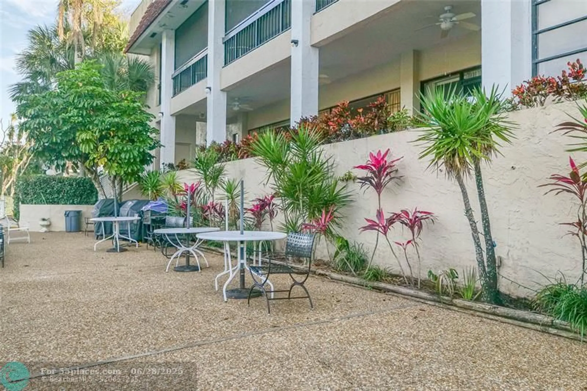 Property Slideshow image 50 of 57 | 3531 inverrary dr apt 407, Lauderhill, FL, 33319