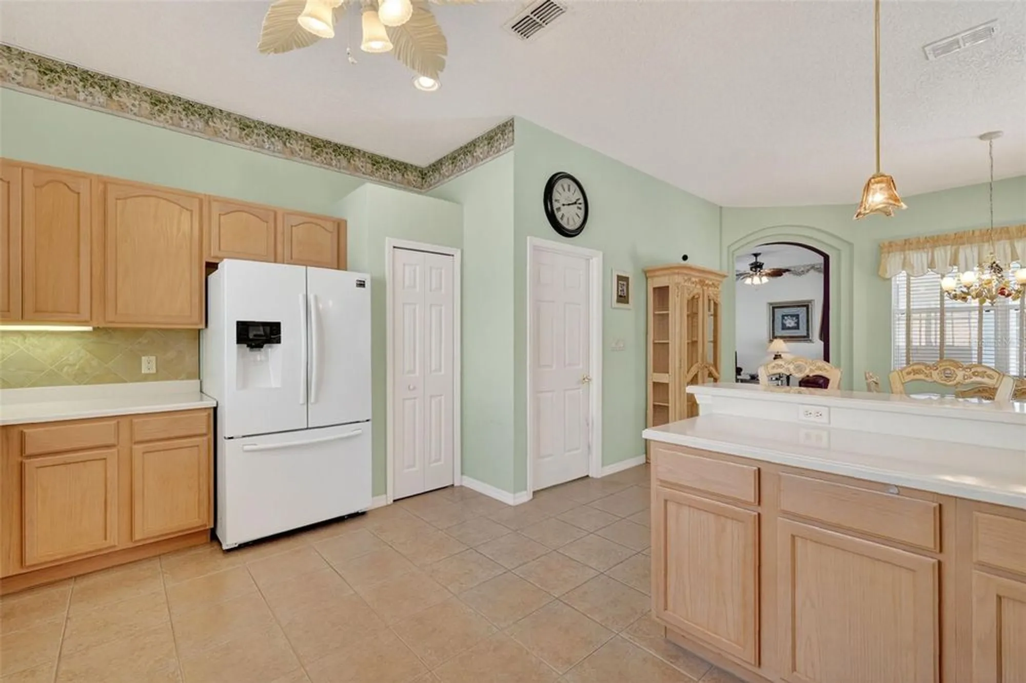 Property Slideshow image 17 of 49 | 5413 barnwell ct, Leesburg, FL, 34748