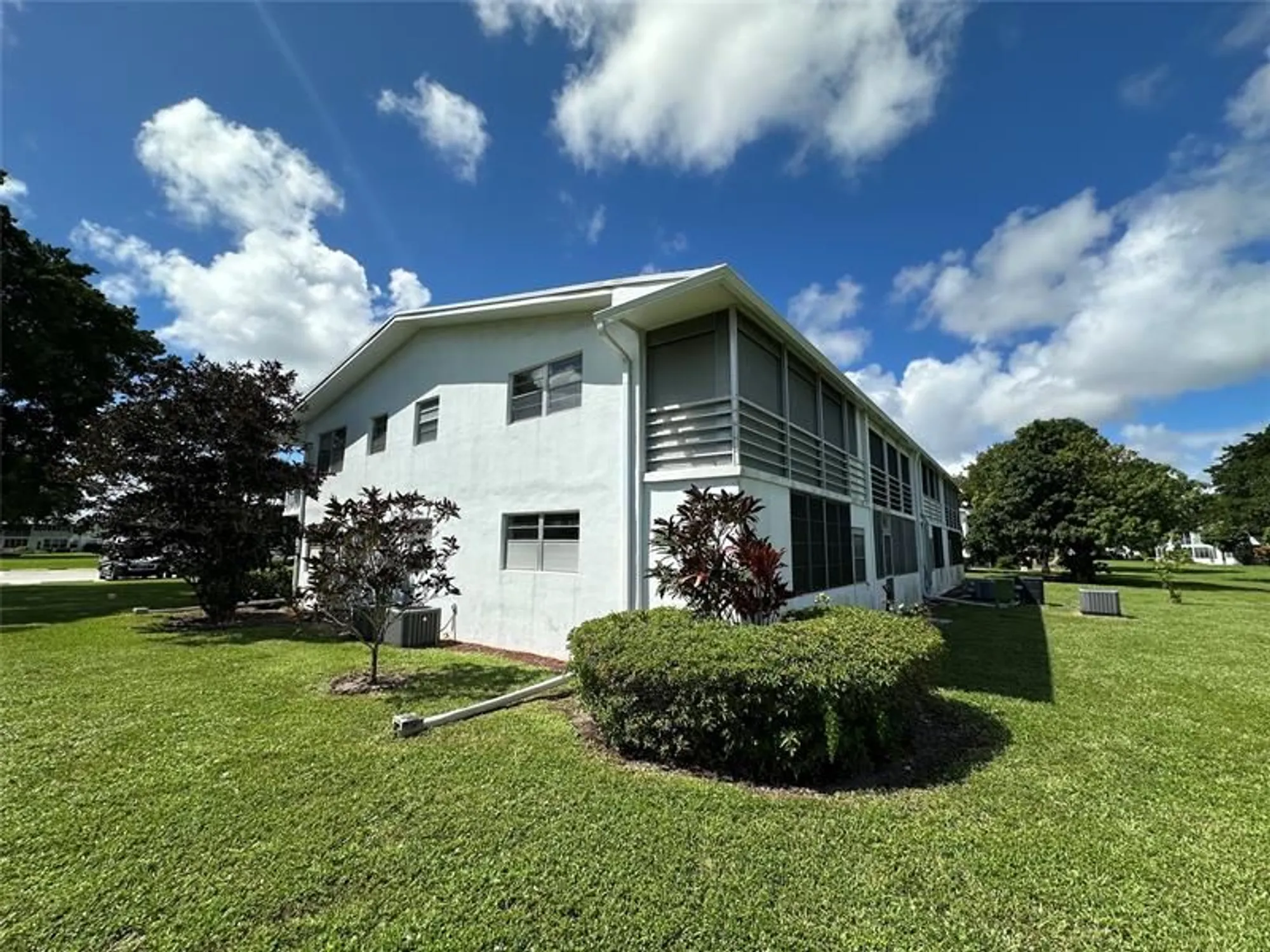 Property Slideshow image 23 of 61 | 289 markham n # 289, Deerfield Beach, FL, 33442