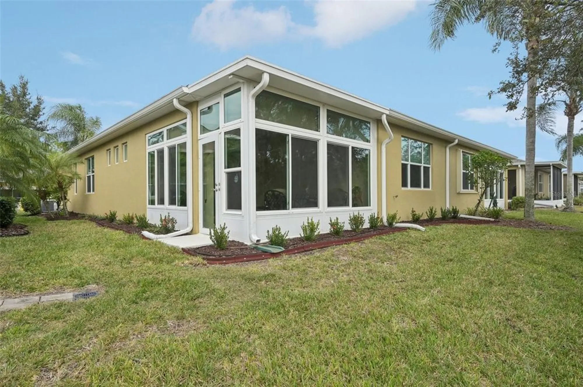 Property Slideshow image 37 of 75 | 2336 oakley green dr, Sun City Center, FL, 33573