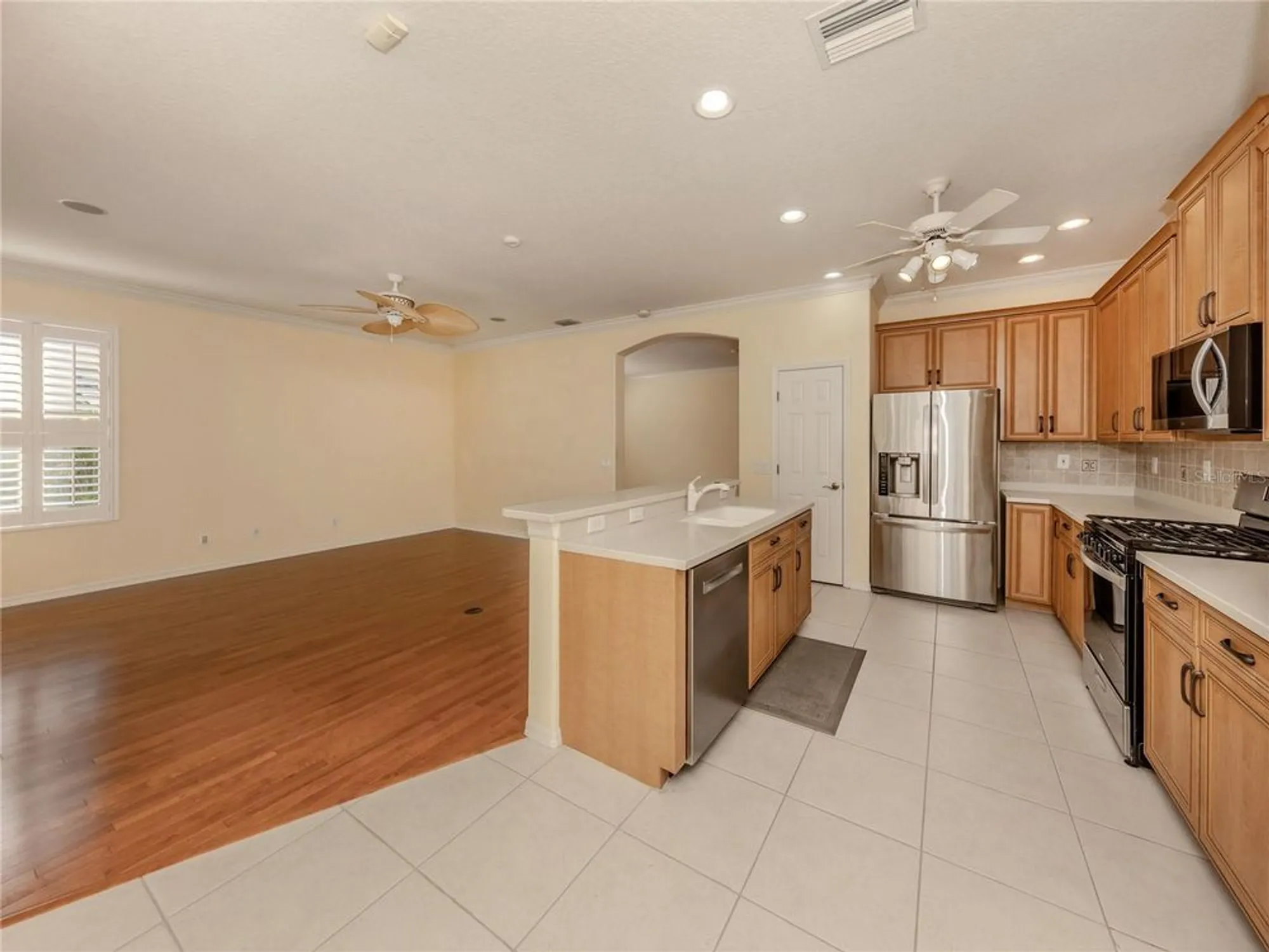 Property Slideshow image 6 of 55 | 4238 mackay falls ter, Sarasota, FL, 34243