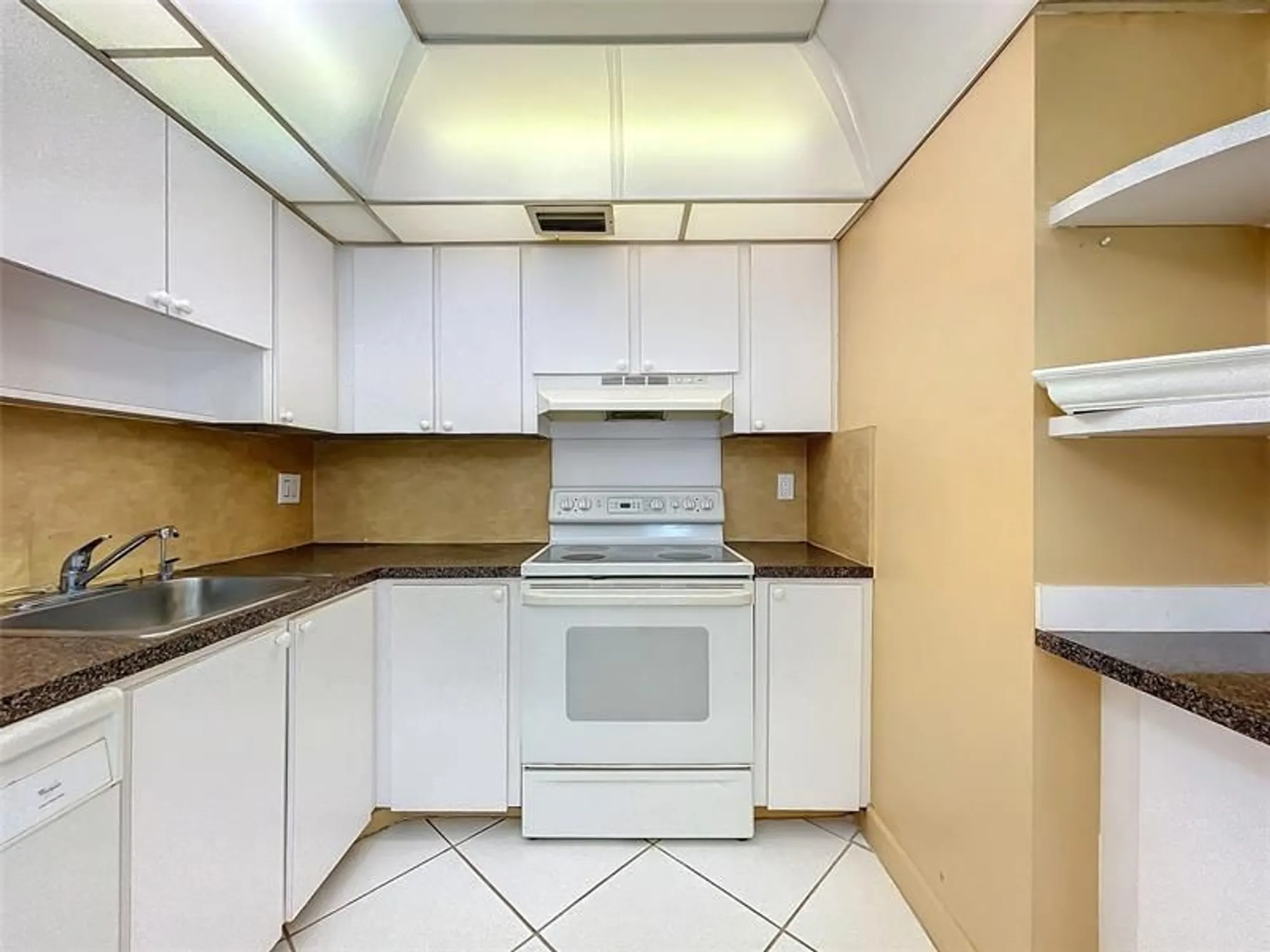 Property Slideshow image 17 of 83 | 1035 nw 88th ave c89, Plantation, FL, 33322