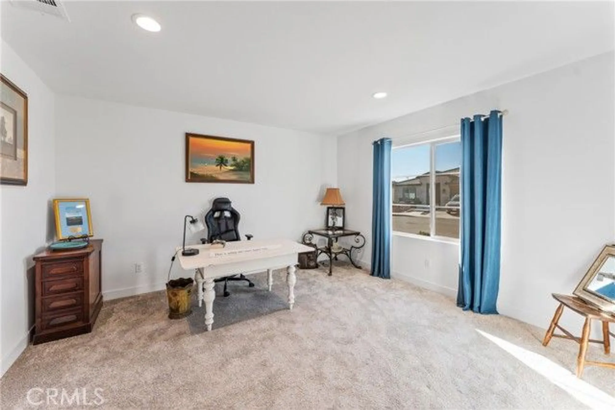 Property Slideshow image 24 of 45 | 1630 easton ln, Beaumont, CA, 92223