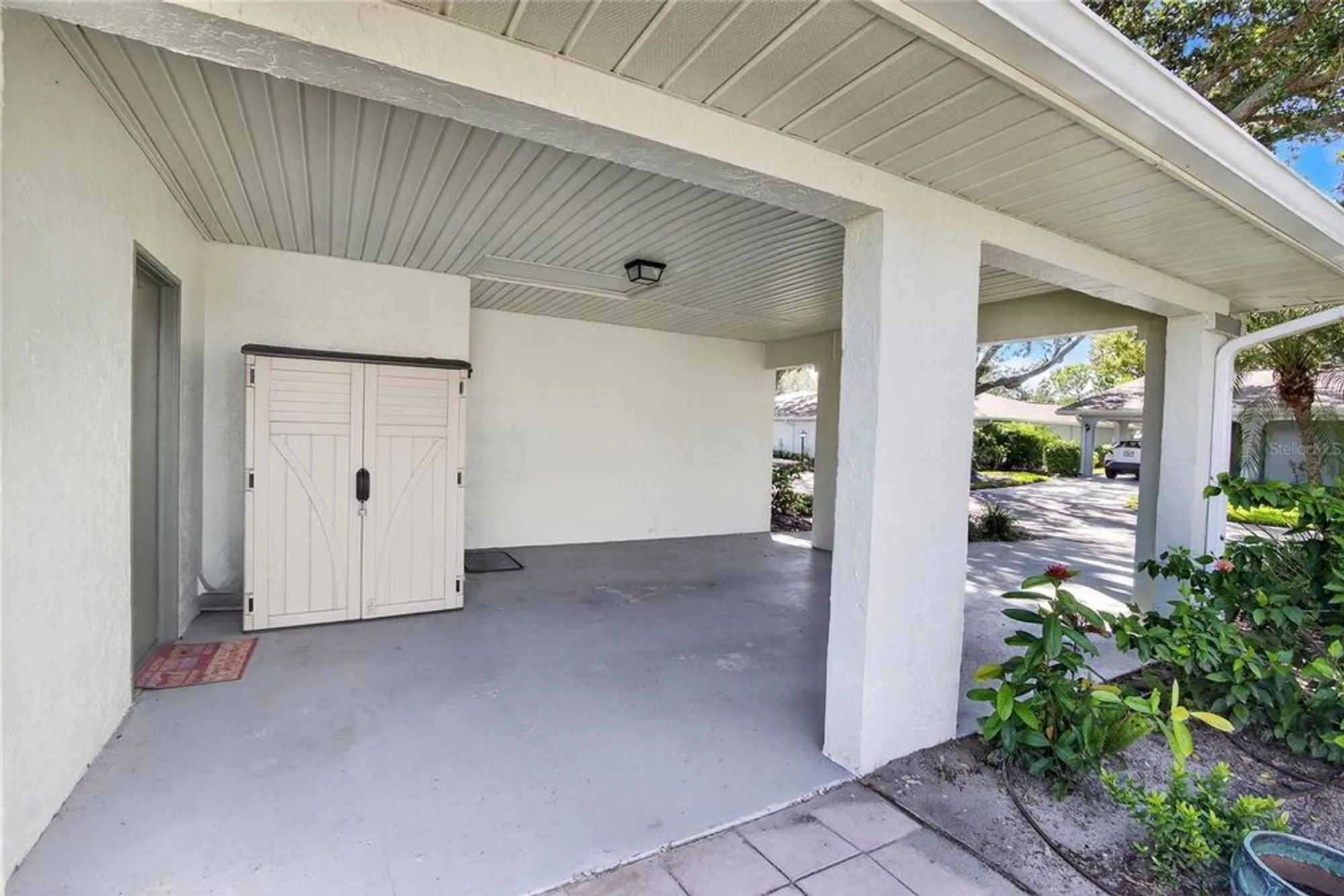 Property Slideshow image 67 of 84 | 1015 harefield cir # 1015, Sun City Center, FL, 33573