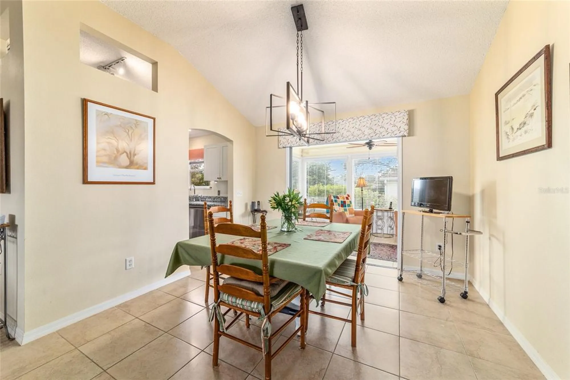 Property Slideshow image 13 of 57 | 17145 se 93rd yondel cir, The Villages, FL, 32162