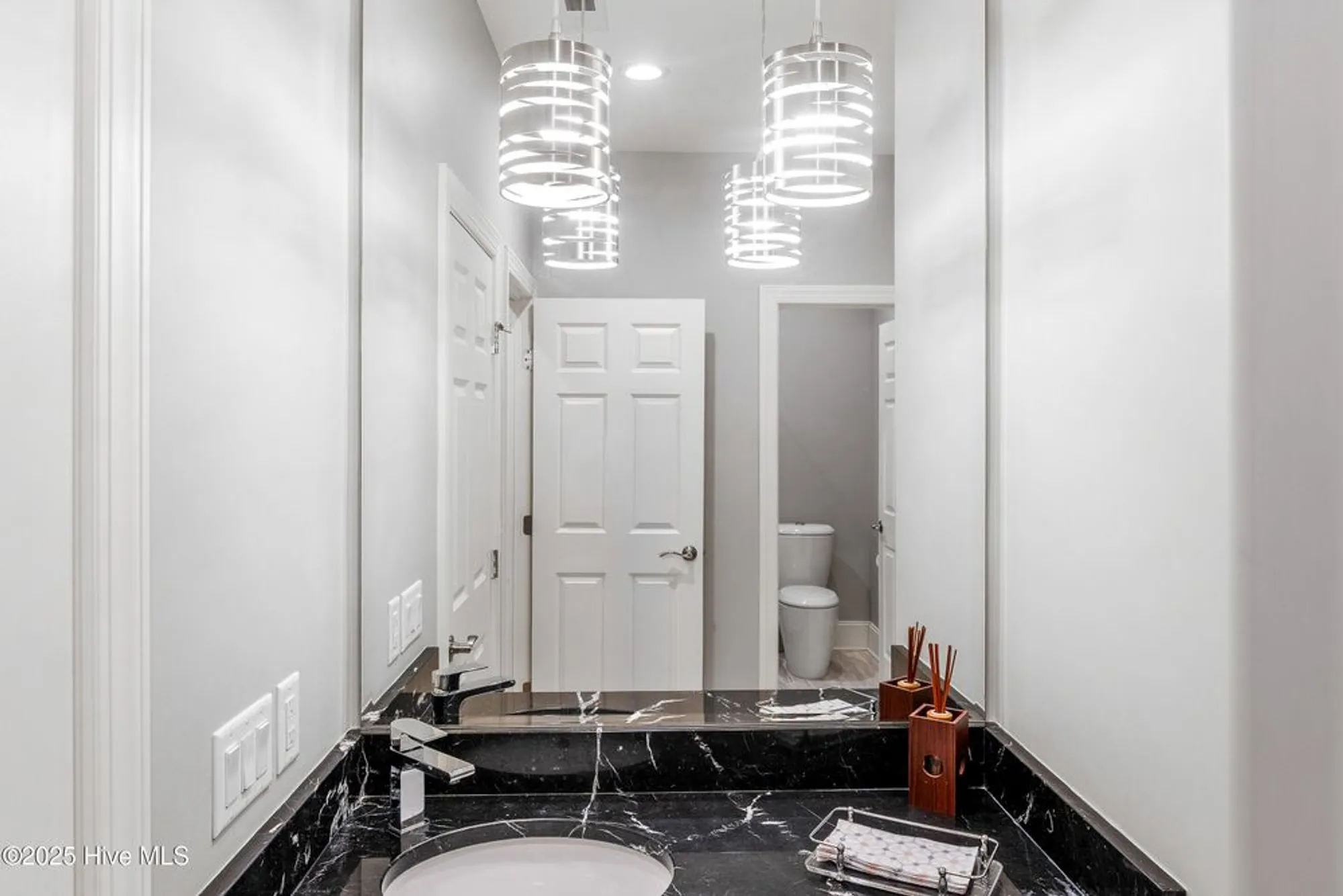 Property Slideshow image 38 of 62 | 704 squire ln, Wilmington, NC, 28411