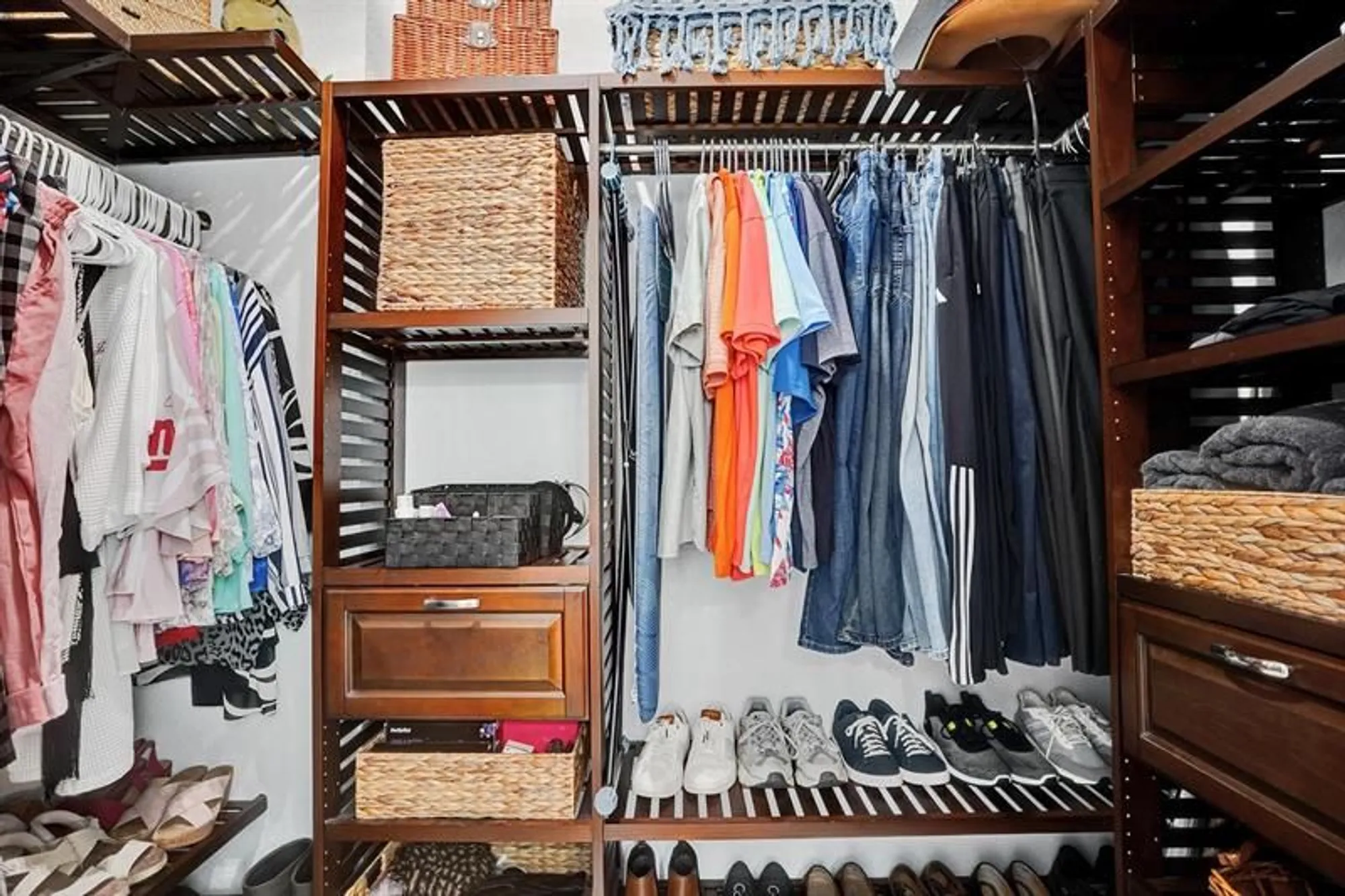 Property Slideshow image 46 of 57 | 7755 yardley dr 209, Tamarac, FL, 33321