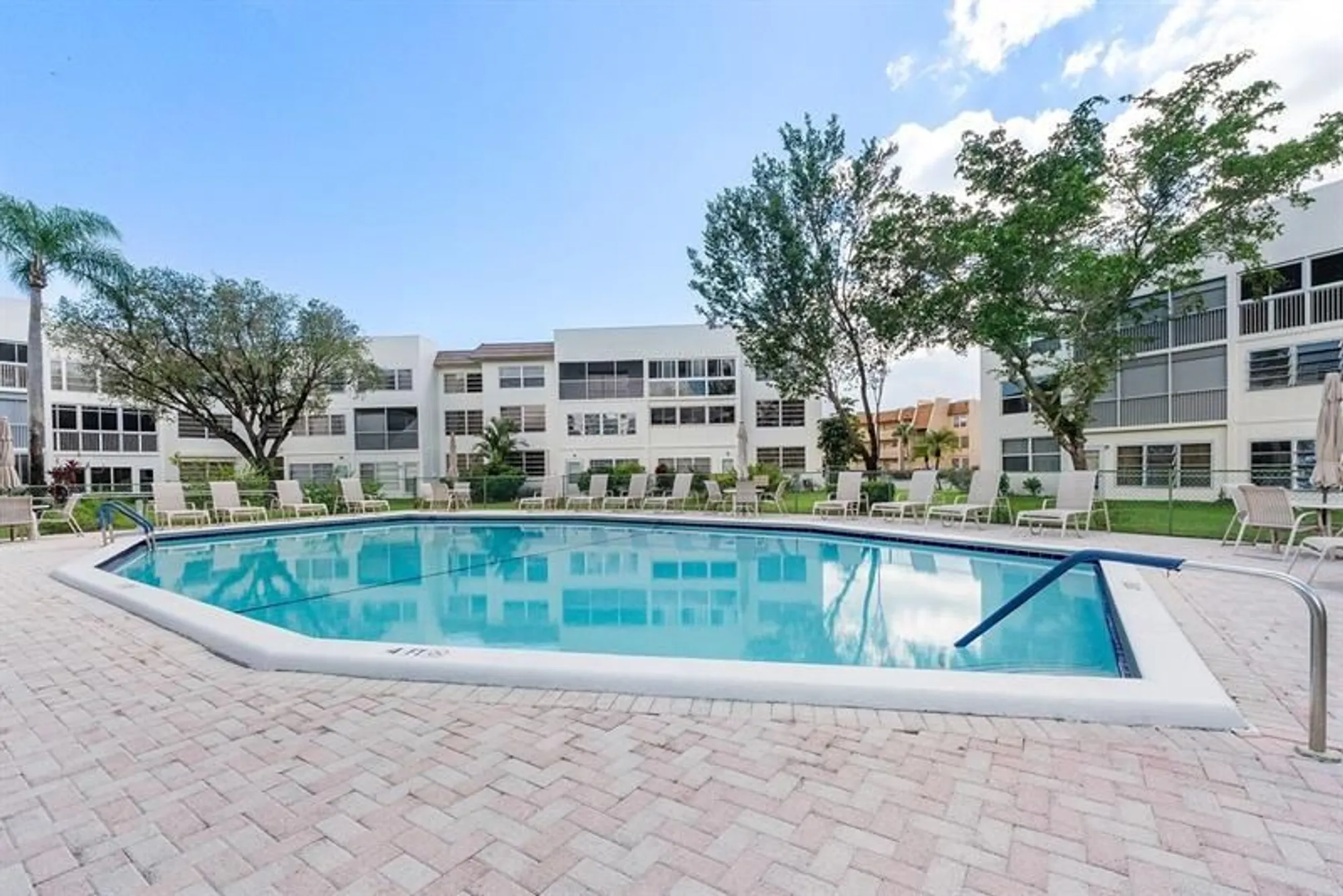 Property Slideshow image 24 of 38 | 6890 royal palm blvd 203h, Margate, FL, 33063