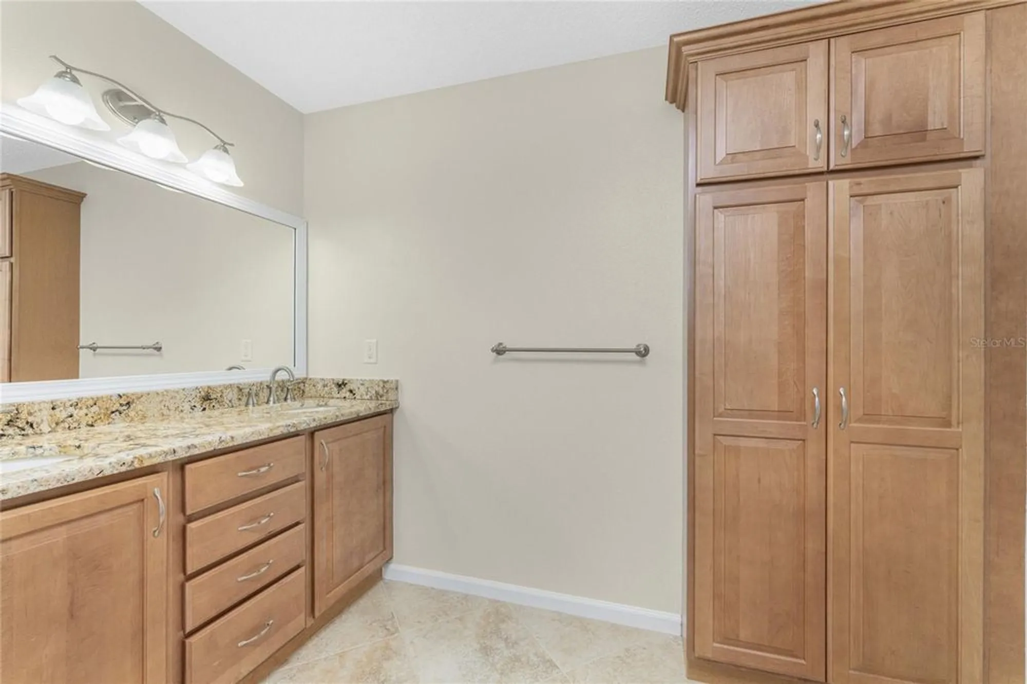 Property Slideshow image 24 of 65 | 336 indian key way 100, Englewood, FL, 34223