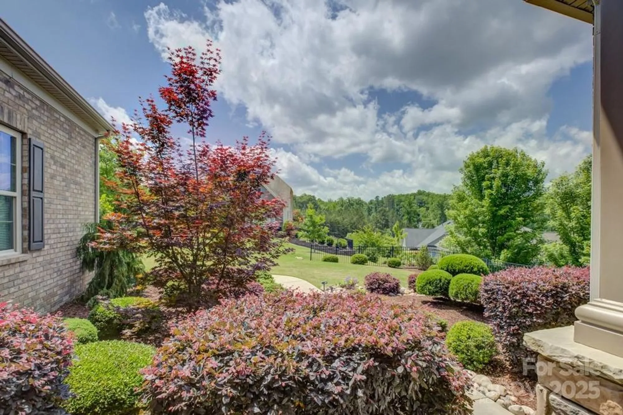 Property Slideshow image 3 of 48 | 14503 crest ct, Charlotte, NC, 28278
