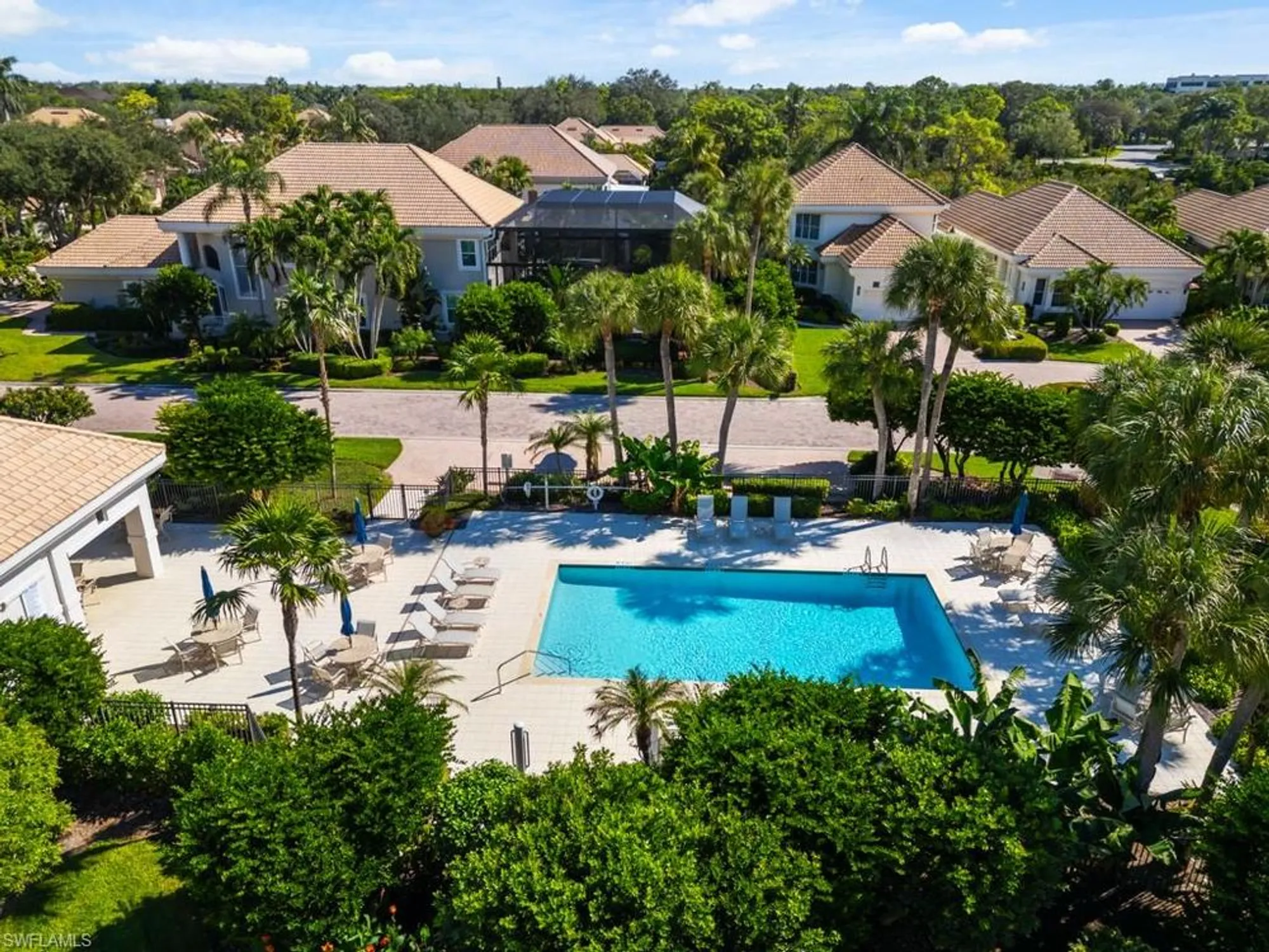 Property Slideshow image 27 of 45 | 3356 montara dr, Bonita Springs, FL, 34134