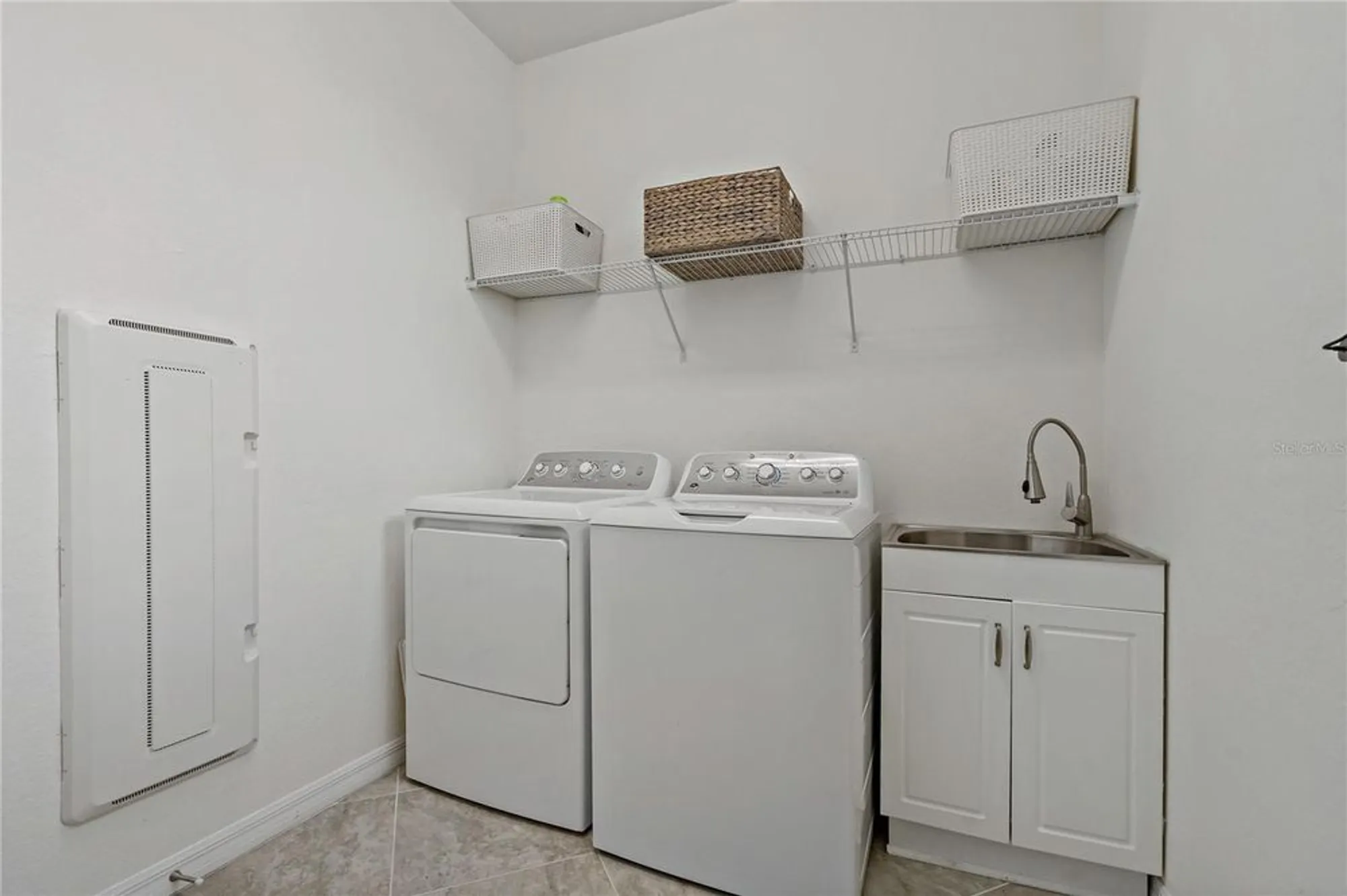 Property Slideshow image 24 of 67 | 23189 banbury way 203, Venice, FL, 34293