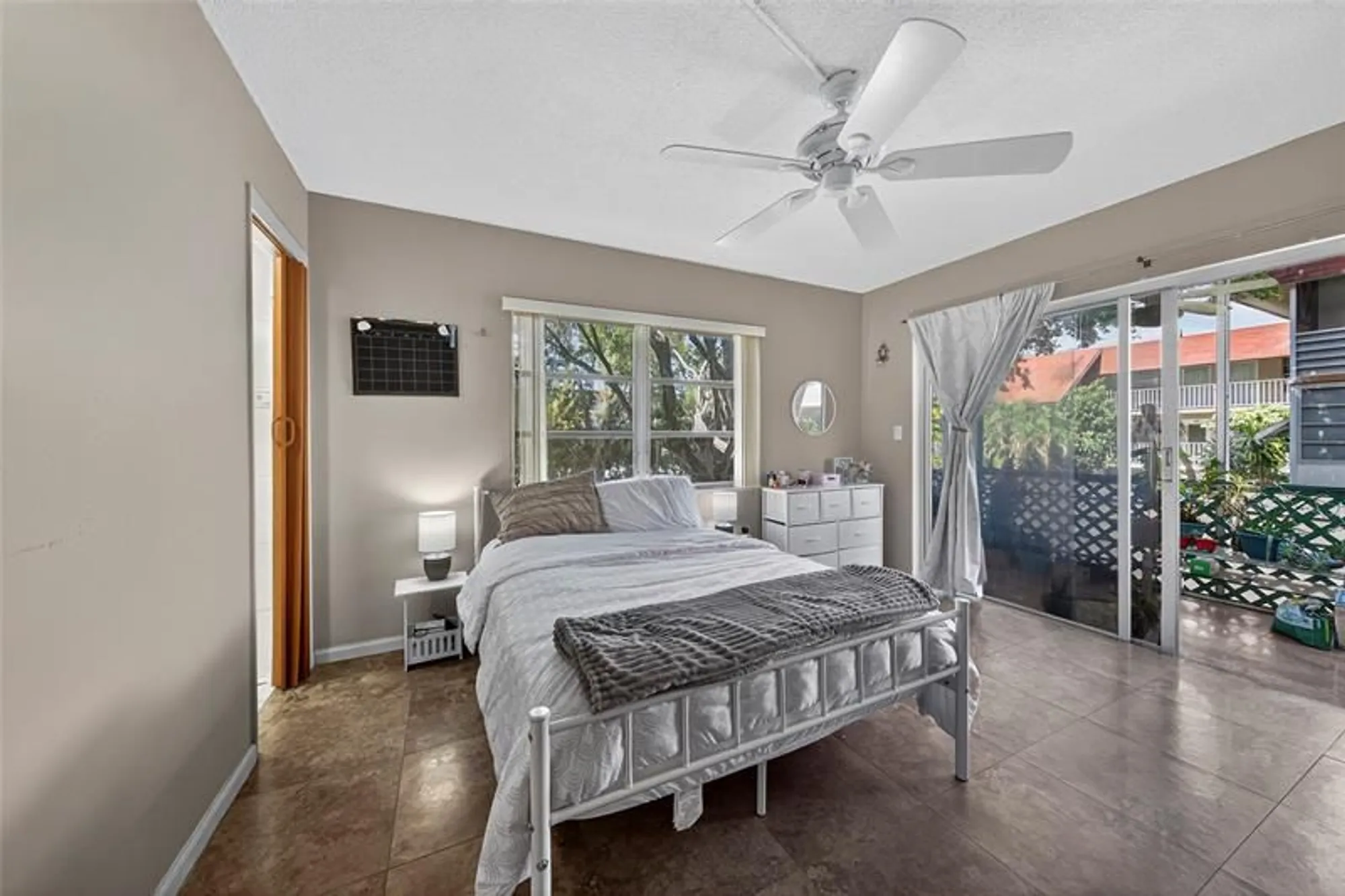 Property Slideshow image 15 of 41 | 2901 nw 47th ter apt 245a, Lauderdale Lakes, FL, 33313