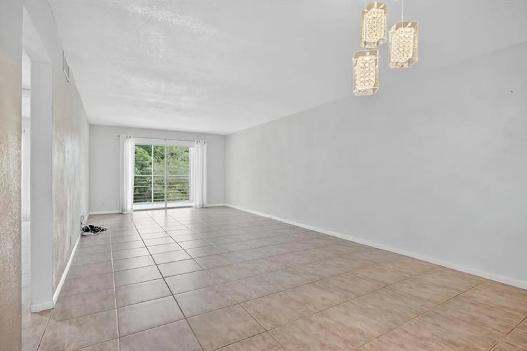 Property Slideshow image 8 of 27 | 2301 lucaya ln m4, Coconut Creek, FL, 33066