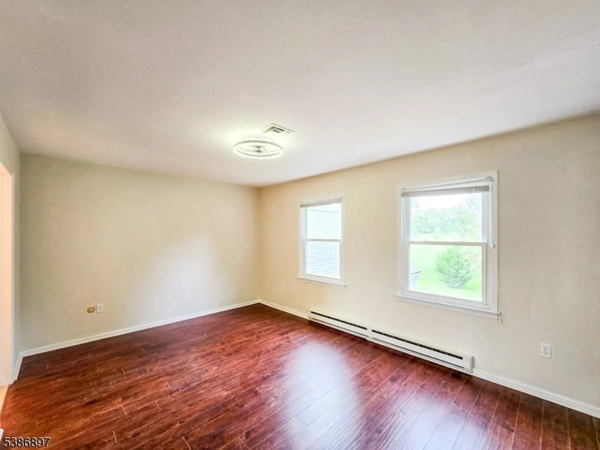 Property Slideshow image 24 of 35 | 374 new bedford ln, Monroe Twp., NJ, 08831