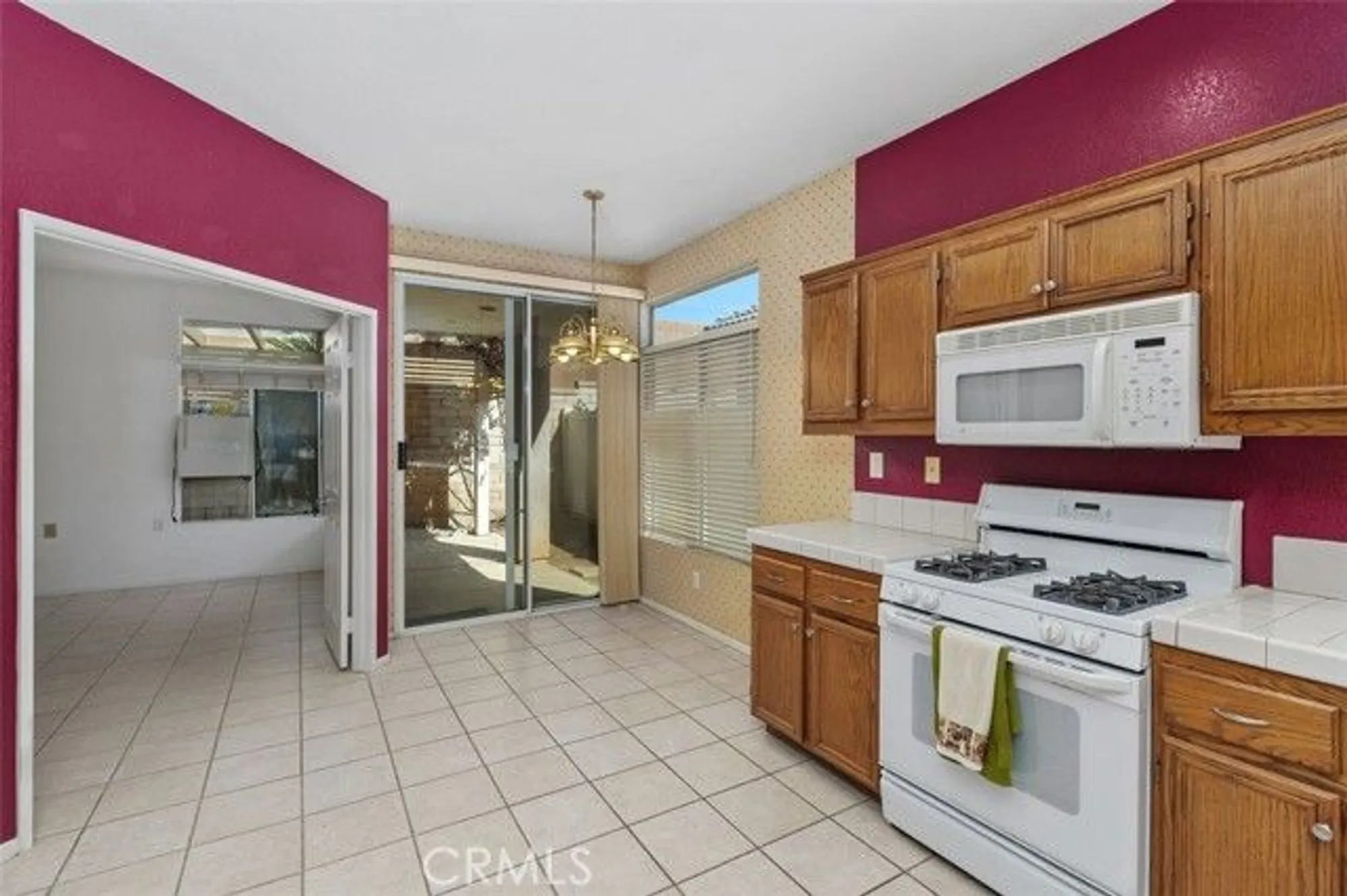 Property Slideshow image 6 of 14 | 26678 china dr, Menifee, CA, 92585