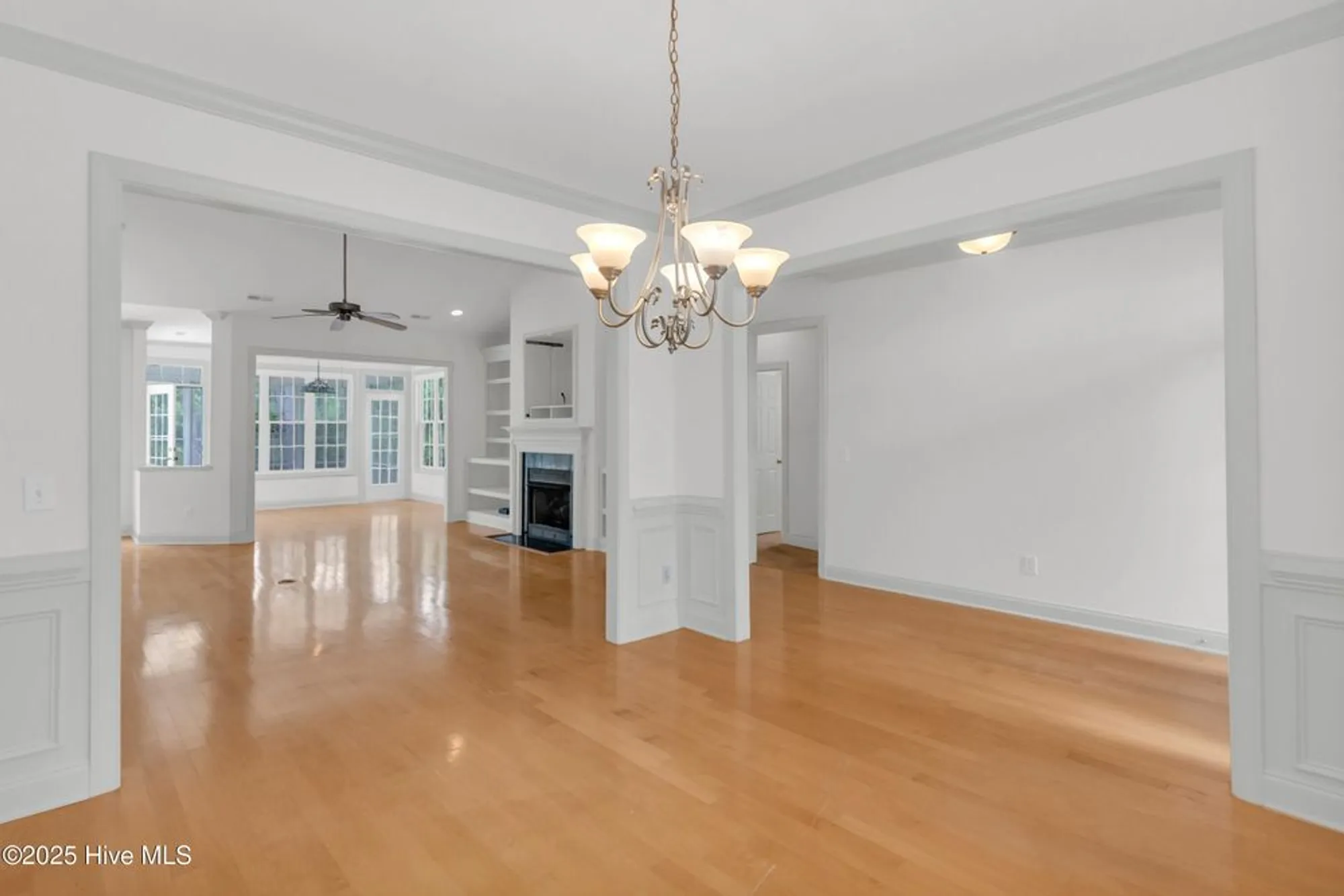 Property Slideshow image 17 of 74 | 2904 legends dr, Southport, NC, 28461