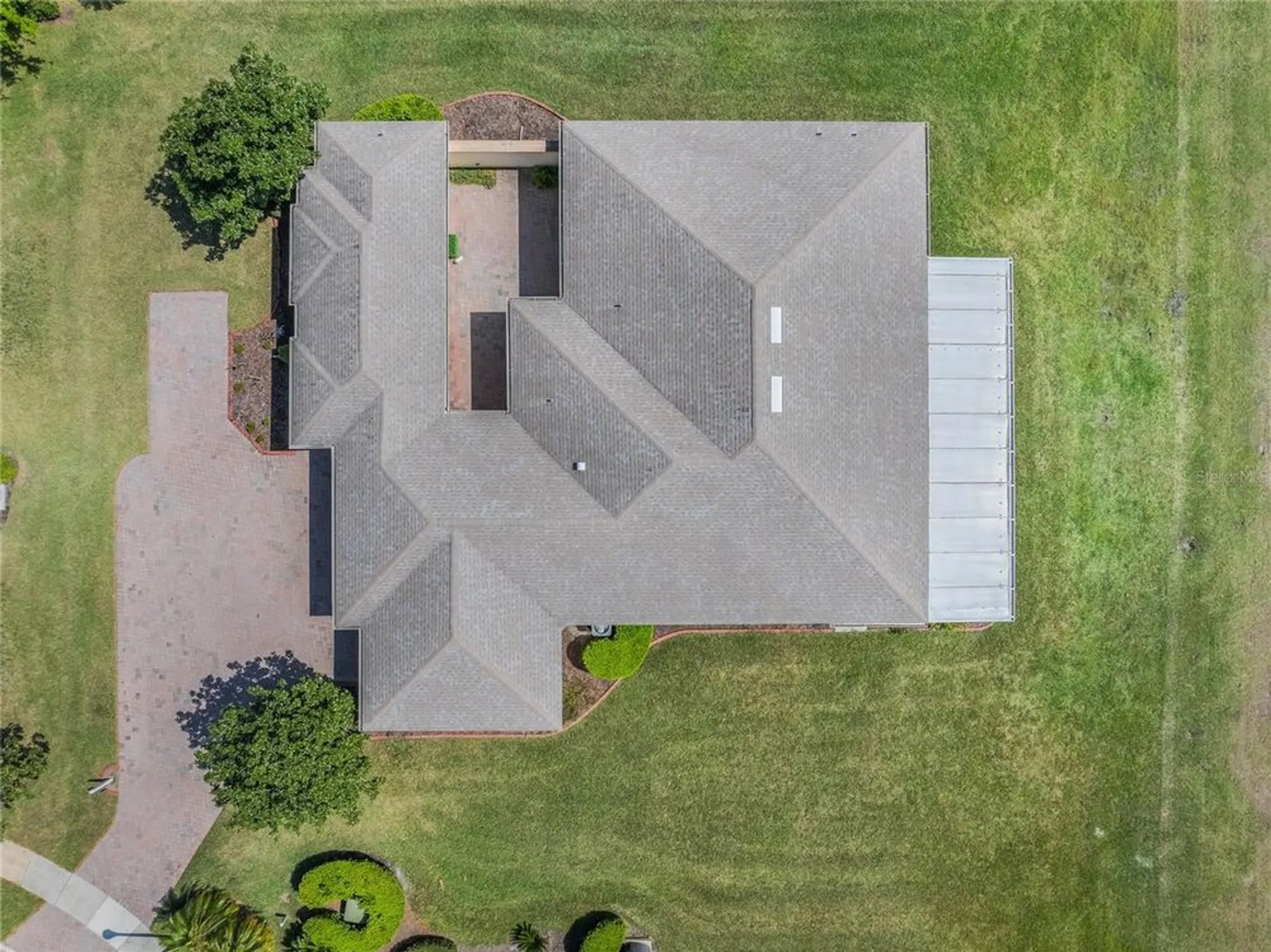 Property Slideshow image 59 of 89 | 917 shorehaven dr, Poinciana, FL, 34759