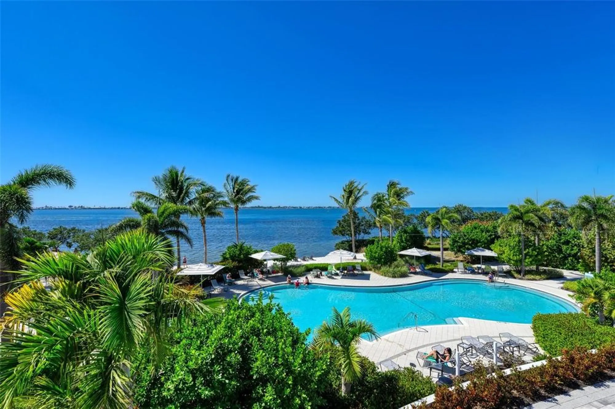 Property Slideshow image 60 of 72 | 391 aruba cir 303, Bradenton, FL, 34209