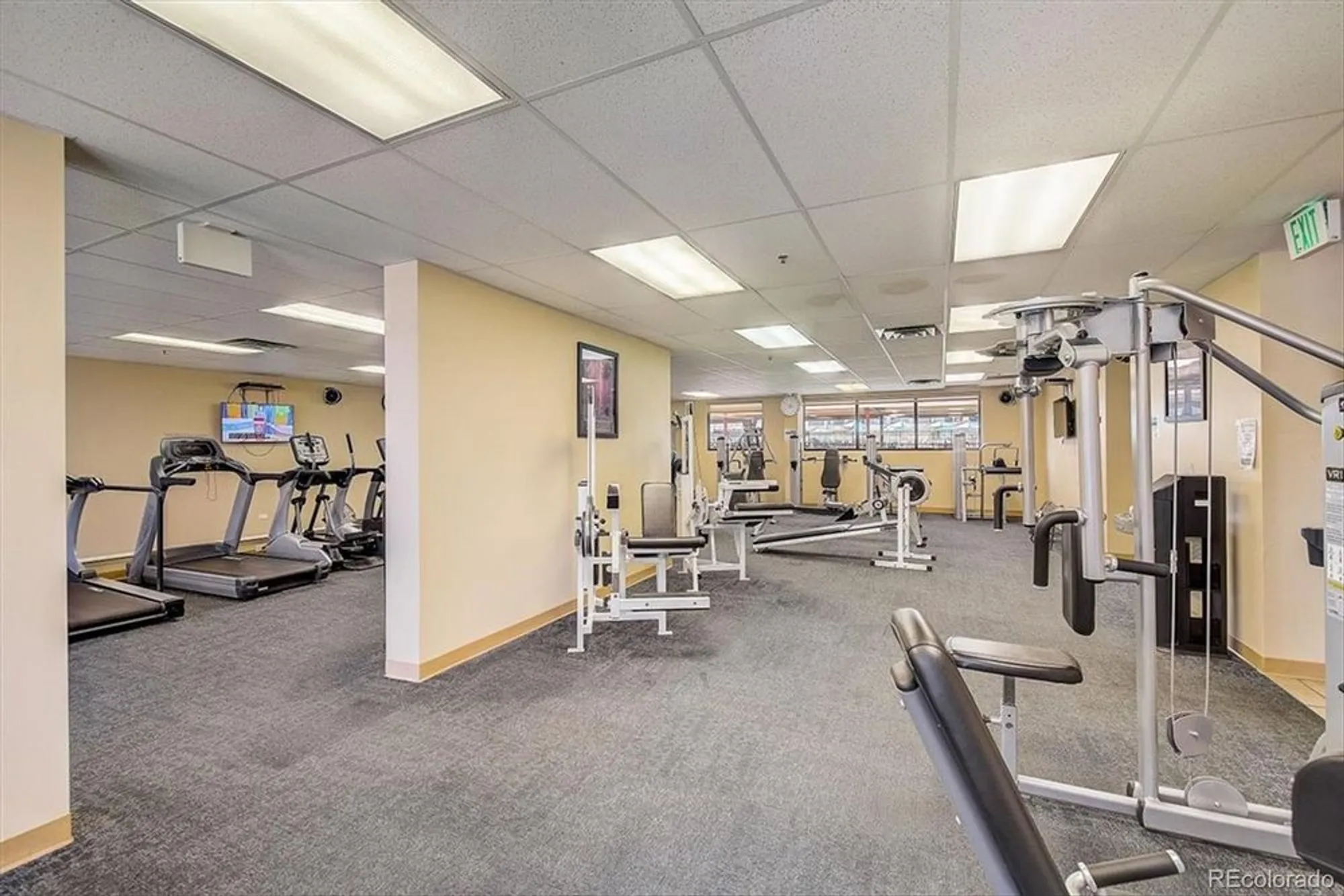 Property Slideshow image 33 of 49 | 715 s alton way unit 5d, Denver, CO, 80247