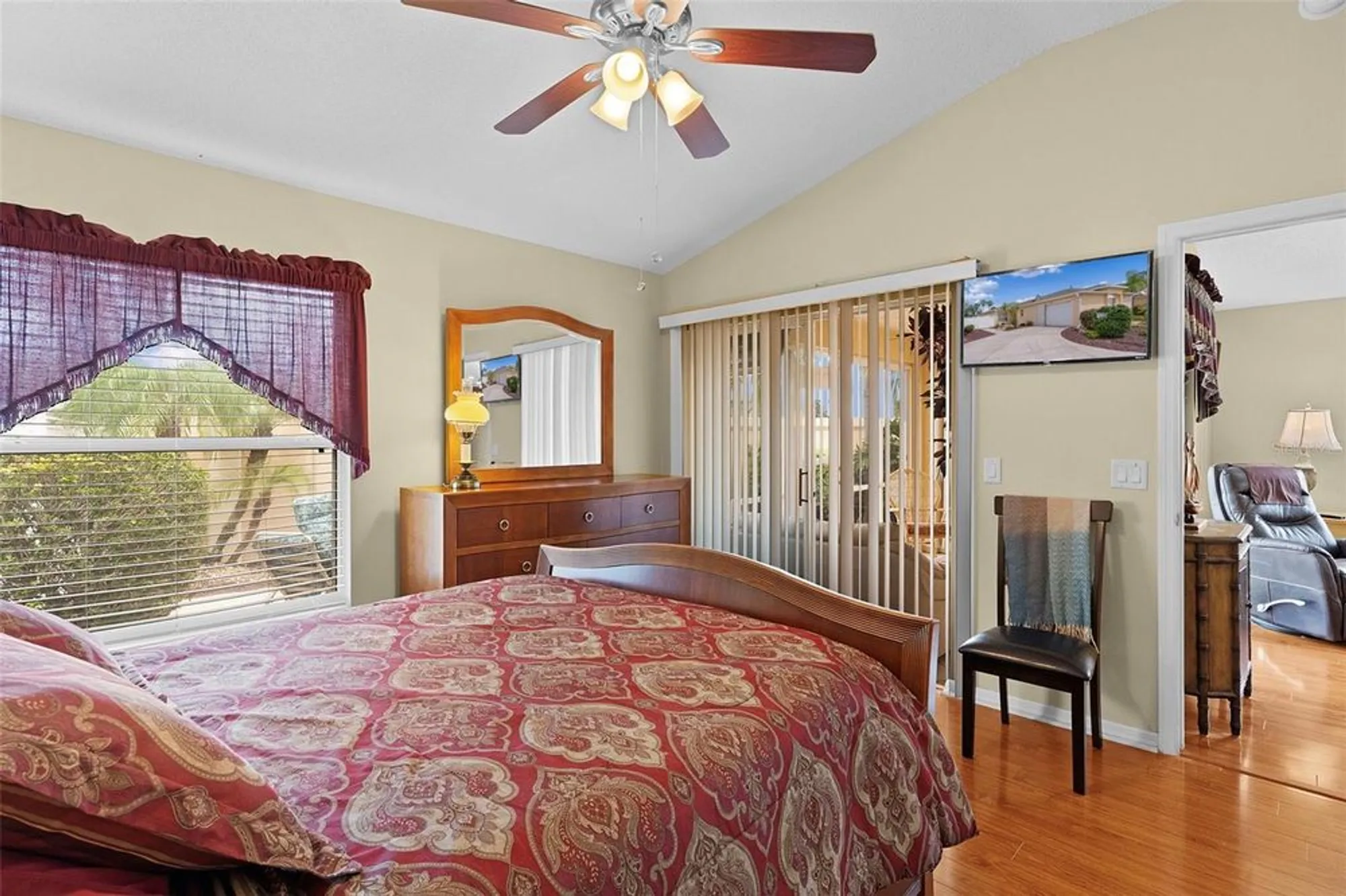 Property Slideshow image 25 of 36 | 1537 barnwell pl, The Villages, FL, 32162