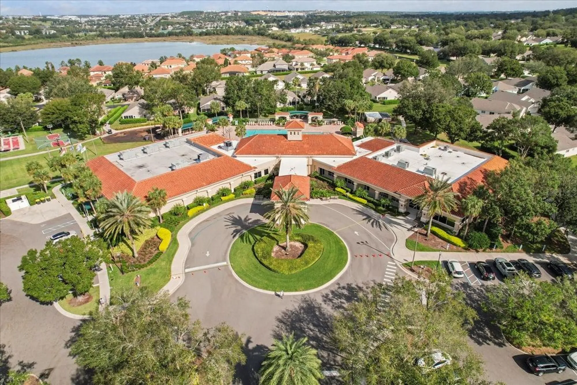 Property Slideshow image 32 of 52 | 2112 saint ives ct, Clermont, FL, 34711