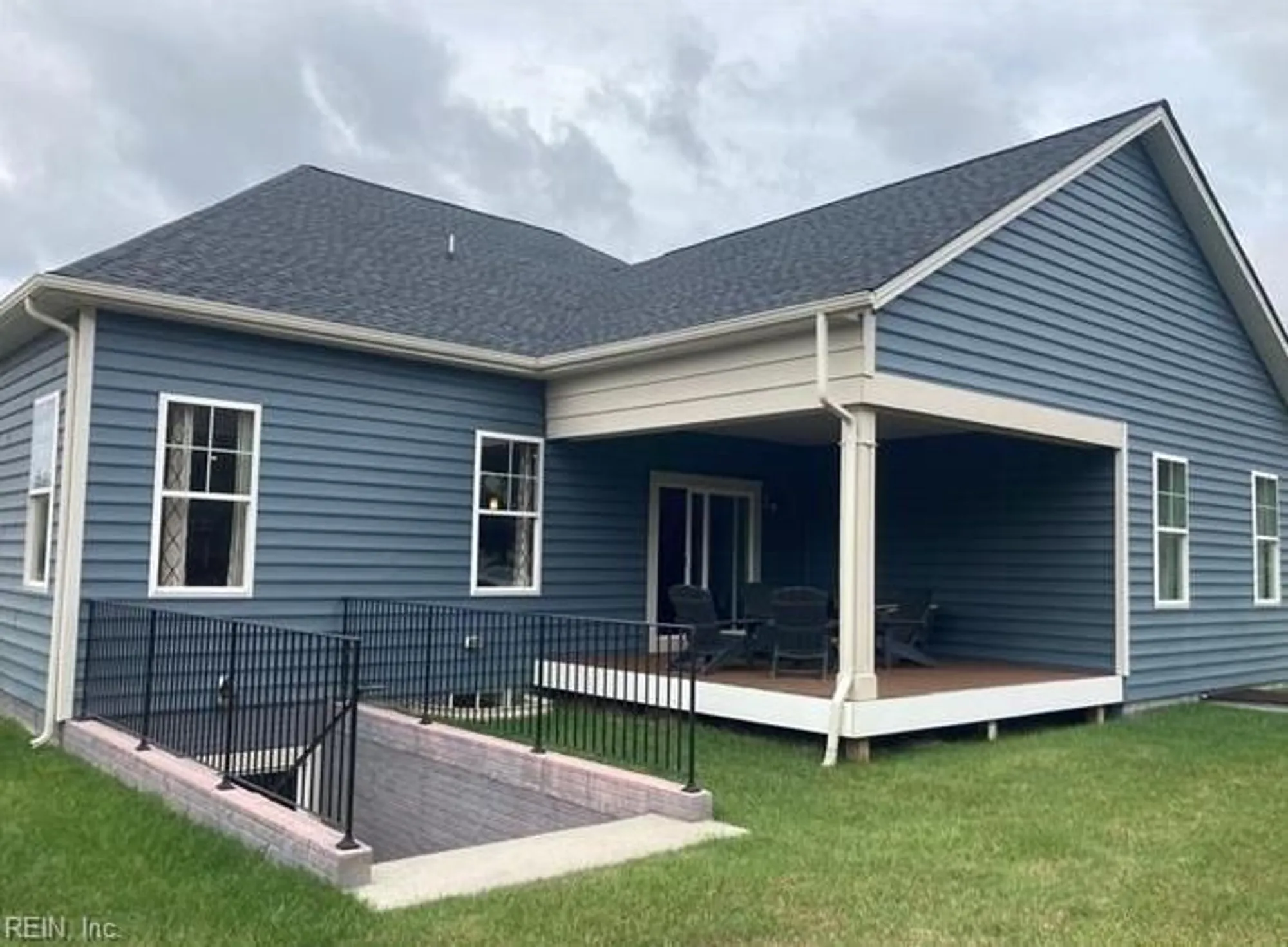 Property Slideshow image 17 of 37 | 4819 house of lords, Williamsburg, VA, 23188