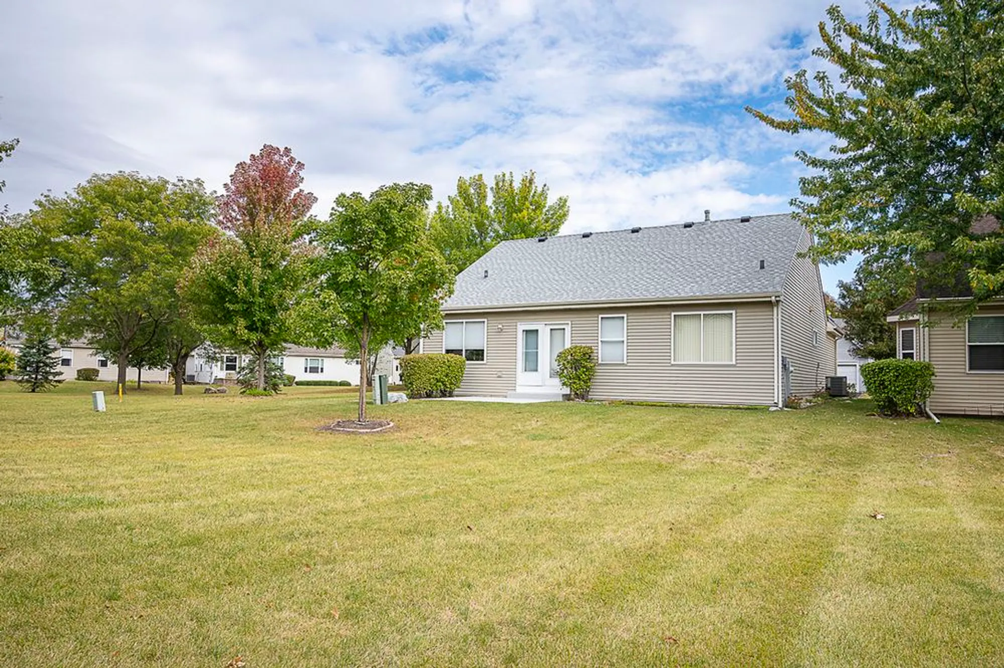 Property Slideshow image 20 of 24 | 21056 w aspen ln, Plainfield, IL, 60544