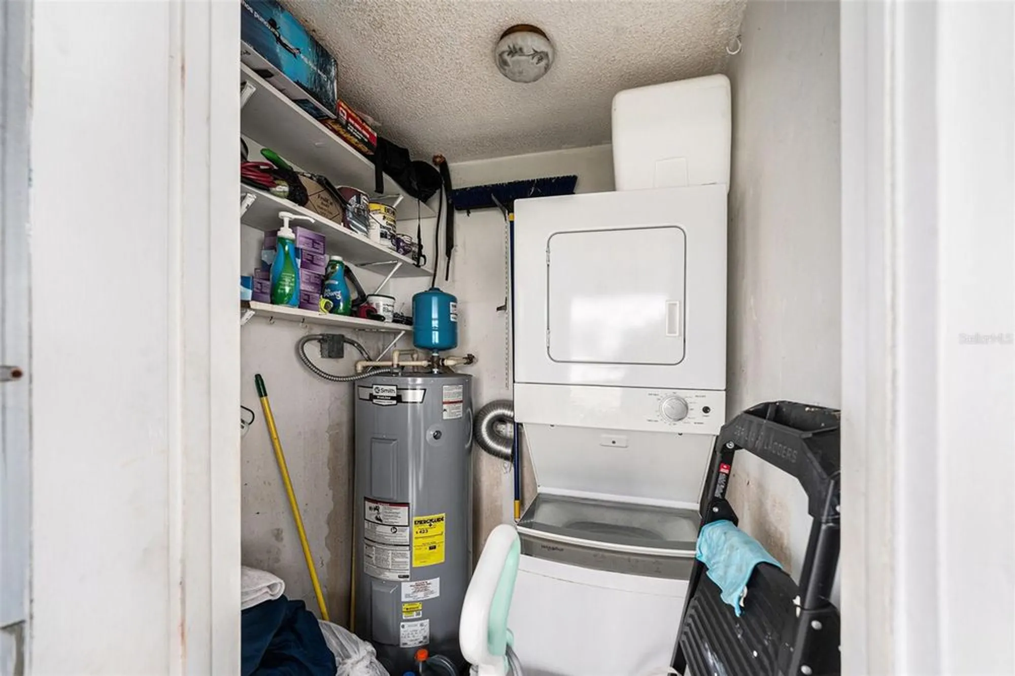 Property Slideshow image 21 of 30 | 4325 93rd ter, Pinellas Park, FL, 33782