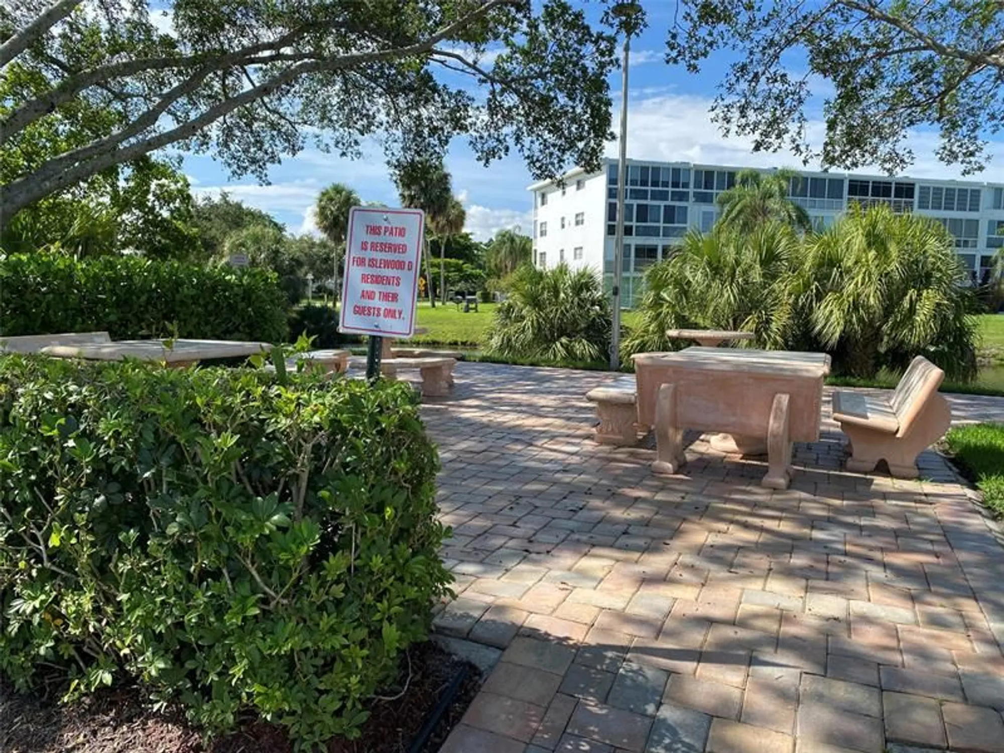 Property Slideshow image 19 of 38 | 4003 islewood d # 4, Deerfield Beach, FL, 33442