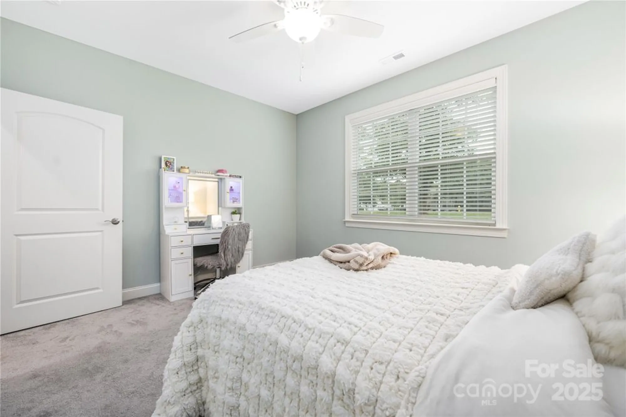 Property Slideshow image 27 of 32 | 8111 rainier dr, Denver, NC, 28037