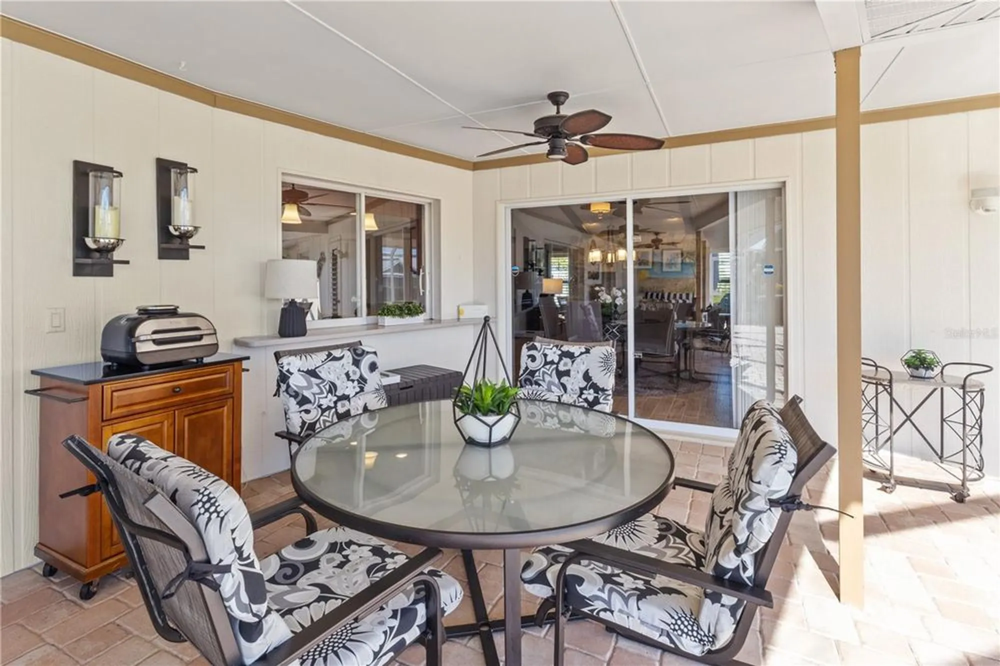 Property Slideshow image 17 of 64 | 557 warwick ct, Venice, FL, 34293