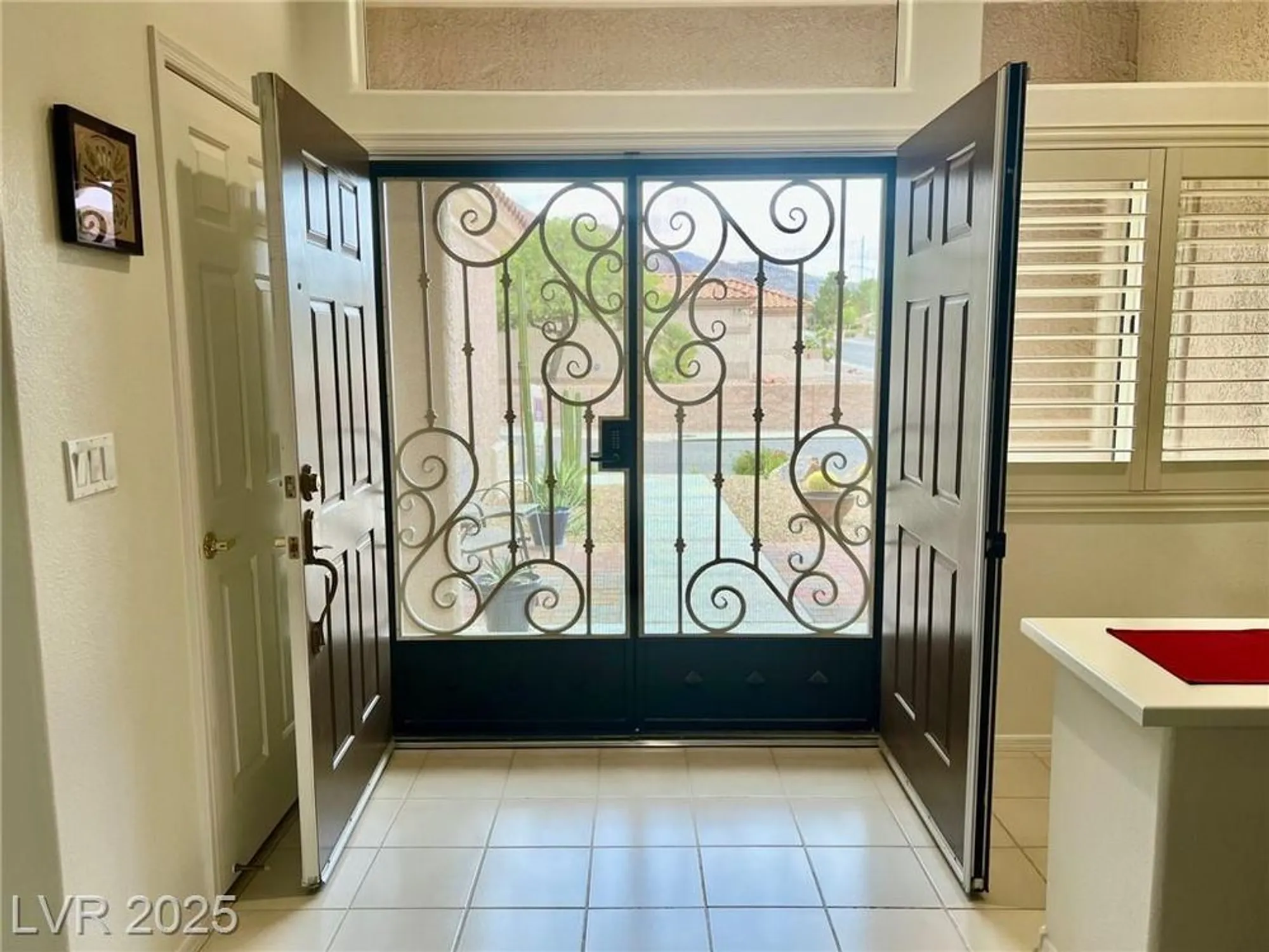 Property Slideshow image 2 of 21 | 2736 darby falls dr, Las Vegas, NV, 89134