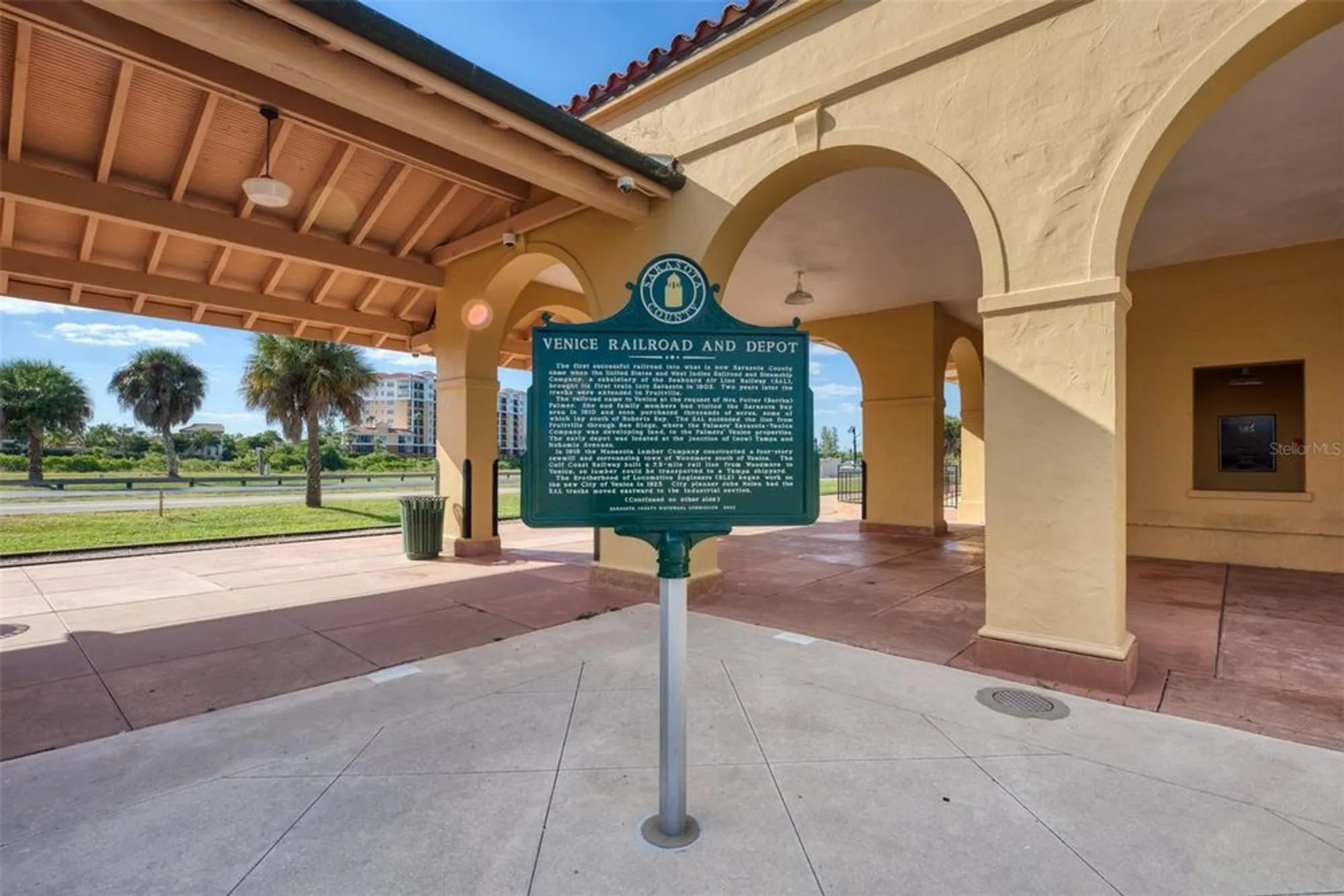 Property Slideshow image 86 of 89 | 11413 okaloosa dr, Venice, FL, 34293