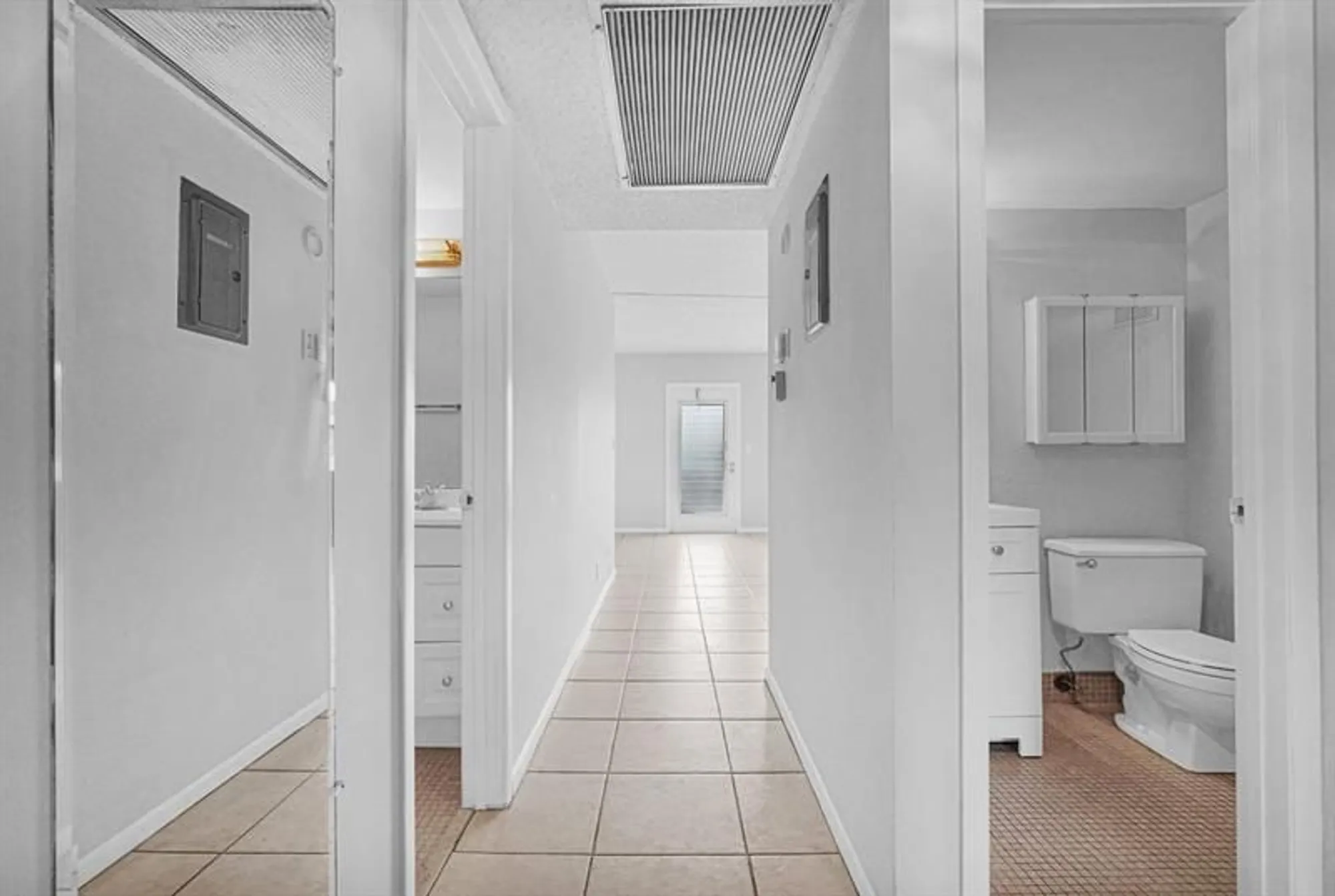 Property Slideshow image 7 of 47 | 2038 newport h # 2038, Deerfield Beach, FL, 33442