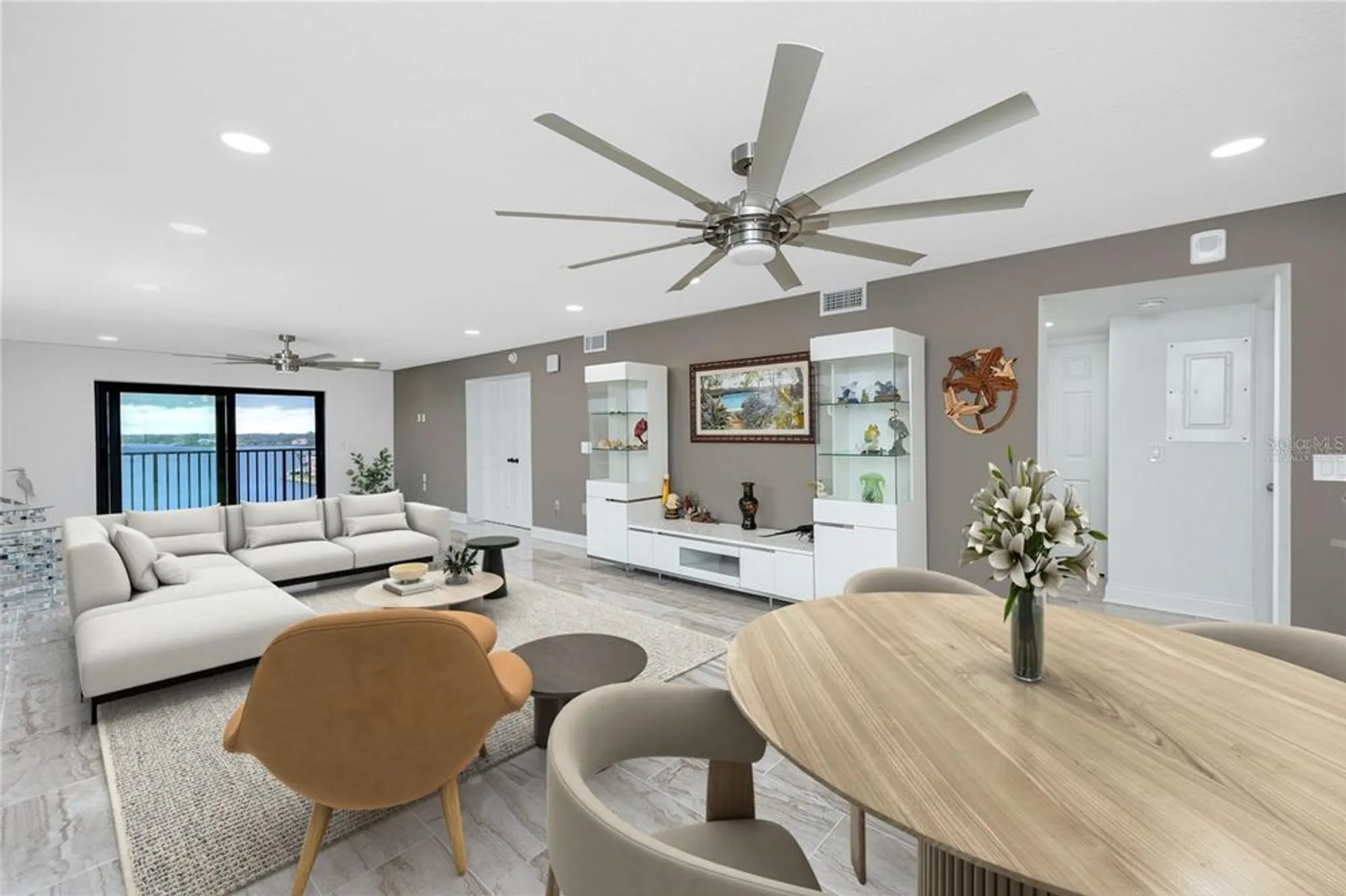 Property Slideshow image 14 of 54 | 7300 sun island dr 706, South Pasadena, FL, 33707