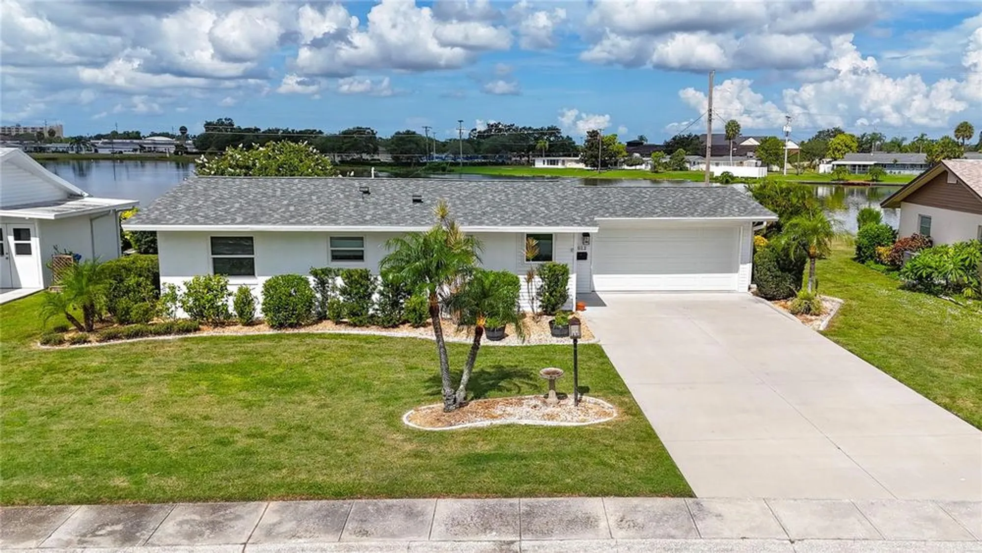 Property Slideshow image 4 of 68 | 1012 augusta dr, Sun City Center, FL, 33573