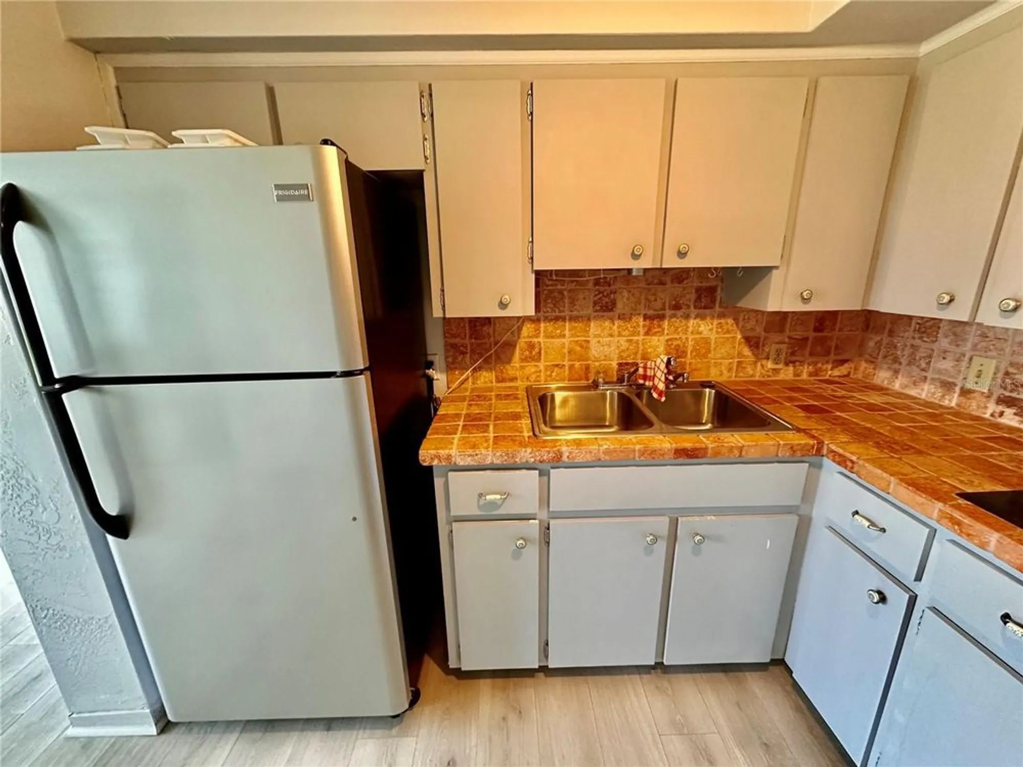 Property Slideshow image 7 of 39 | 2434 australia way 38, Clearwater, FL, 33763