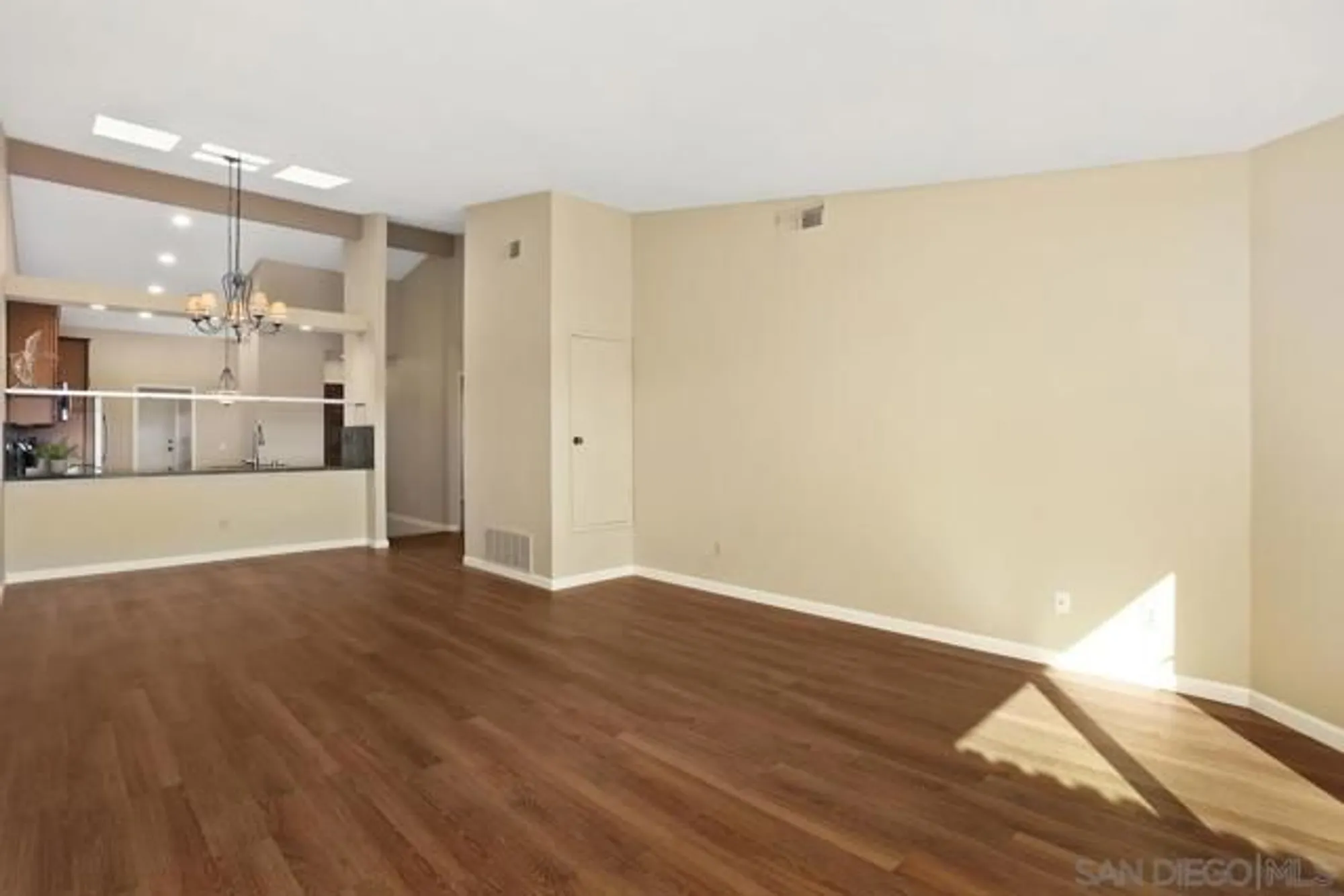 Property Slideshow image 13 of 50 | 12725 via nasca, San Diego, CA, 92128