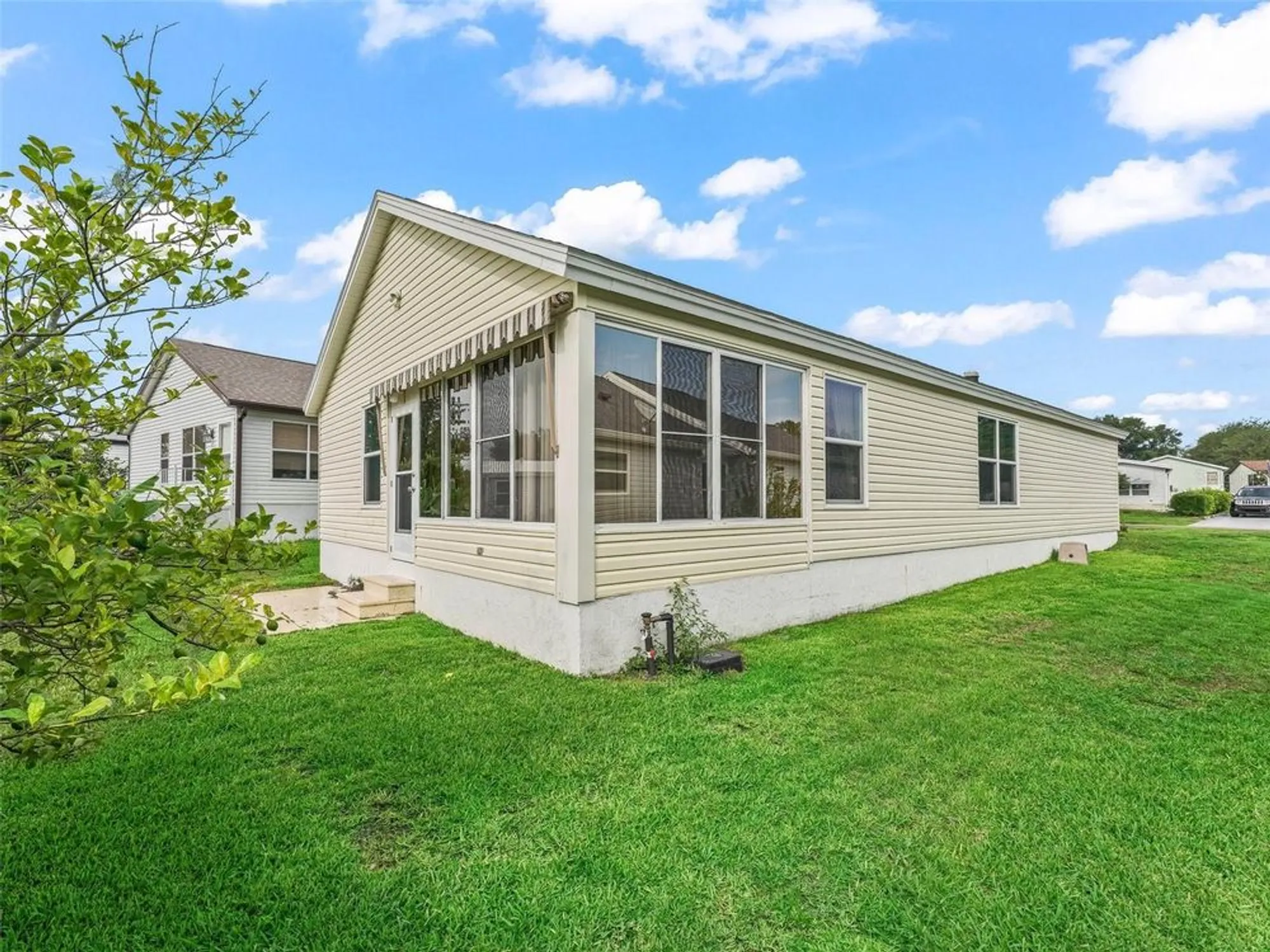 Property Slideshow image 35 of 42 | 1142 w boone ct, The Villages, FL, 32159